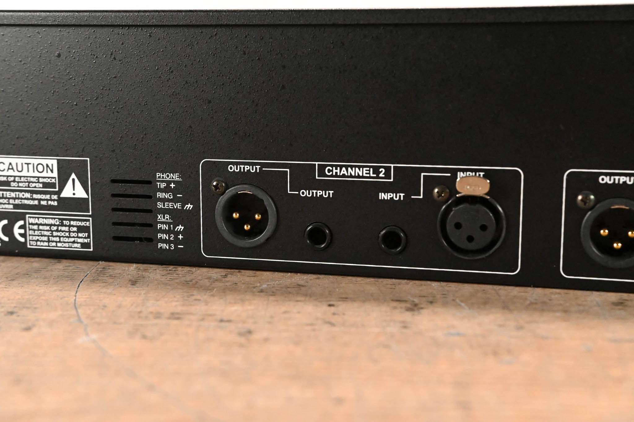 dbx 231 Dual-Channel 31-Band Graphic Equalizer