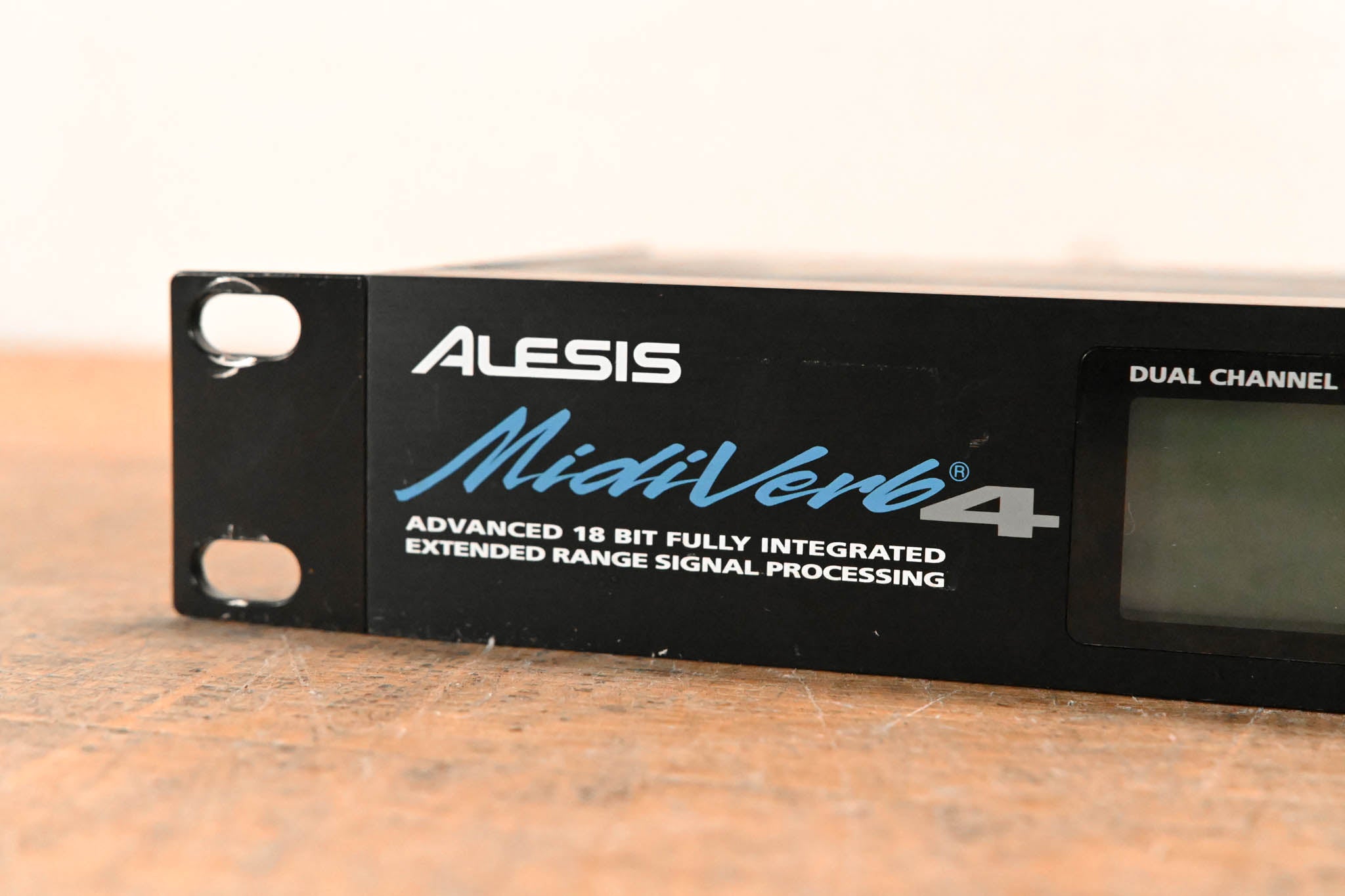 Alesis MidiVerb 4 Dual-Channel Parallel Multi-Effects Processor