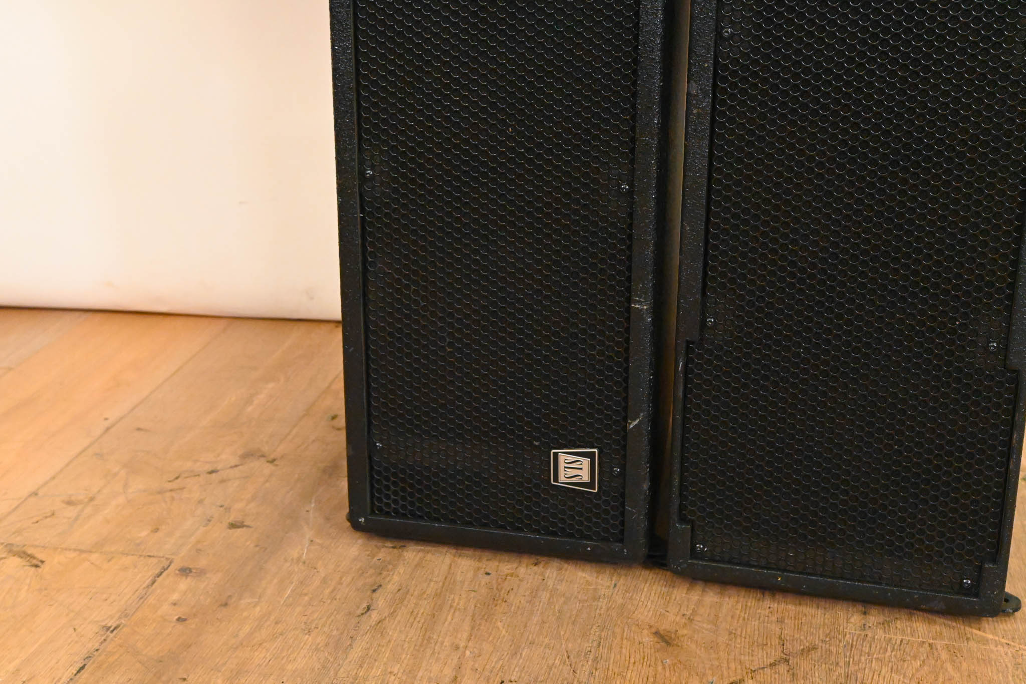 SLS LS8800 Full-Range Line Array Module (PAIR)
