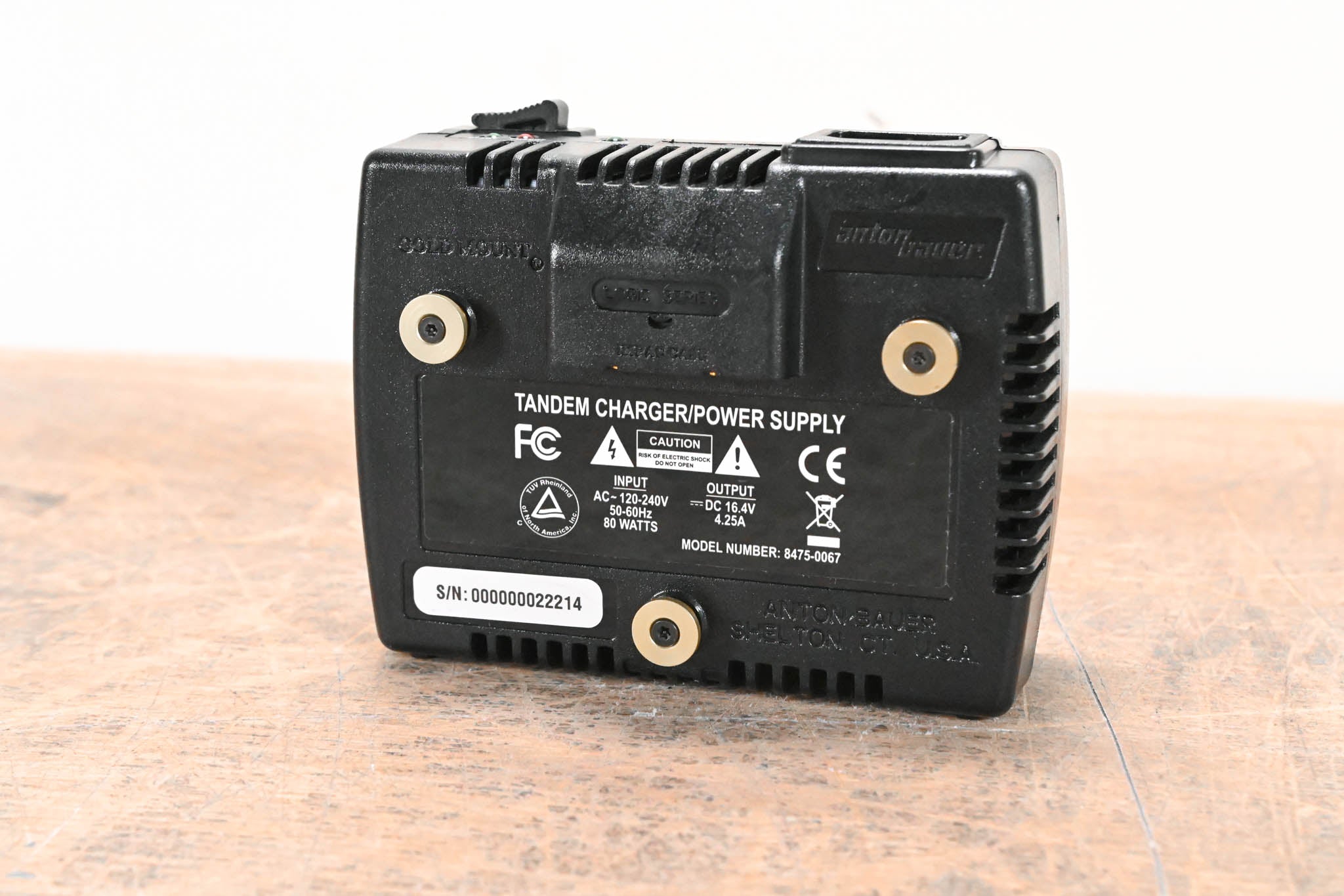 Anton Bauer Tandem-70 On-Camera AC Power/Charger