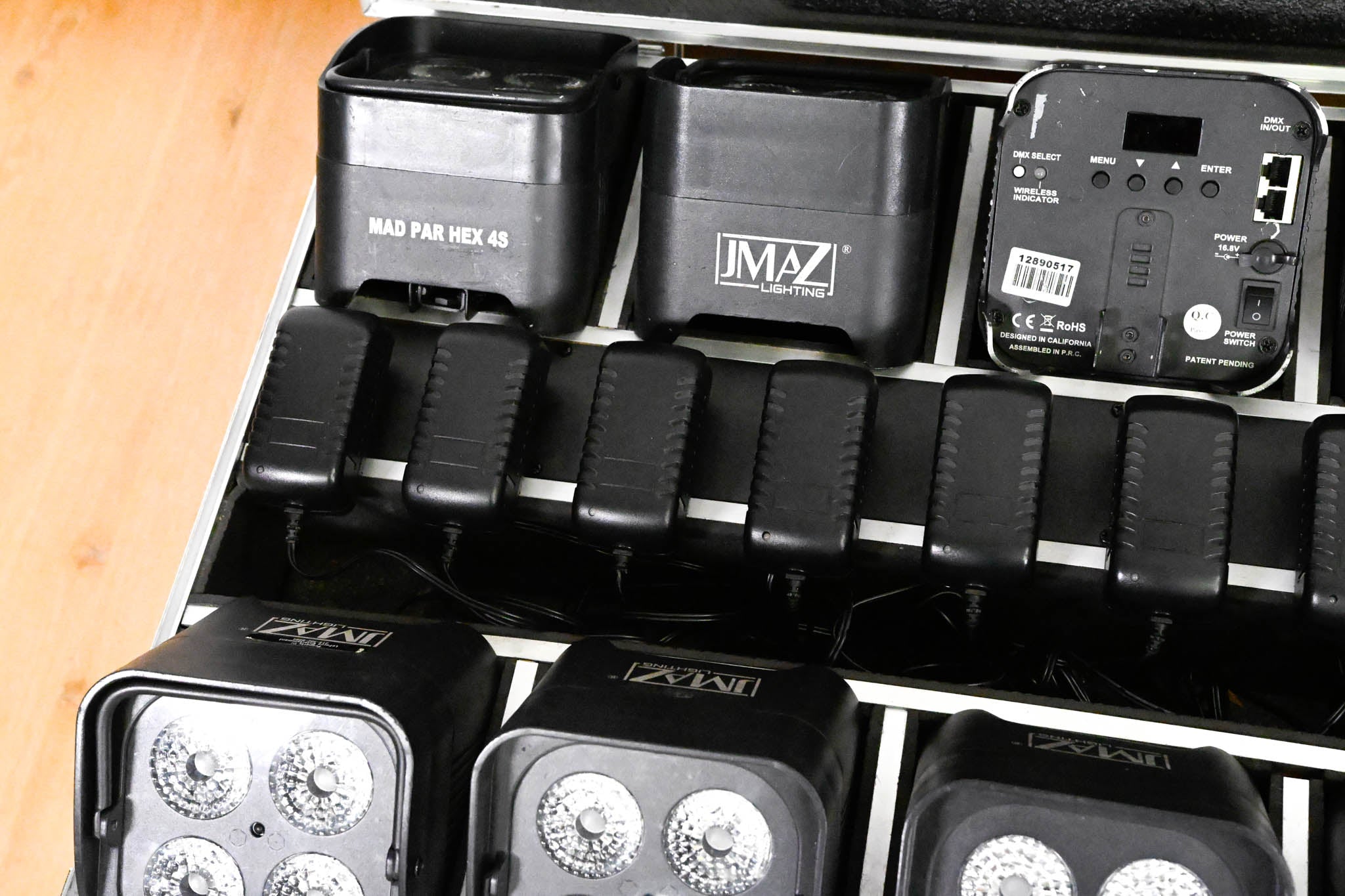JMAZ Lighting MAD PAR HEX 4S Battery LED Uplight Kit w/ Charging Case