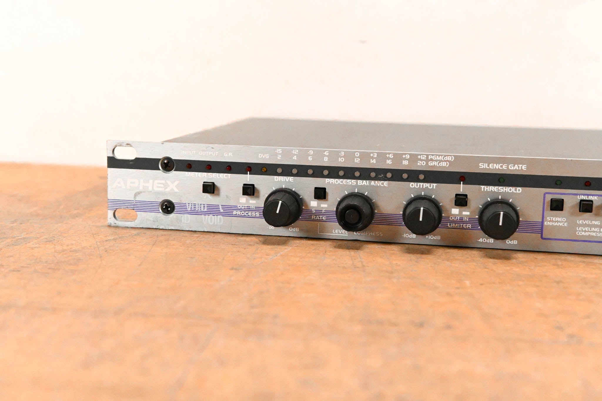 Aphex Compellor 320D Stereo Audio Level Controller