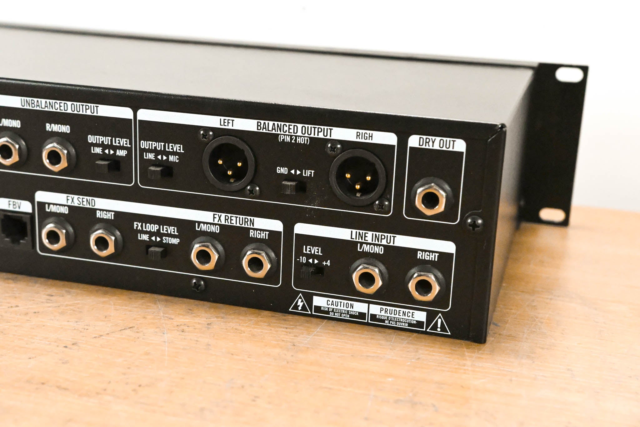 Line 6 POD HD PRO X Guitar Multi-Effects Rack Processor
