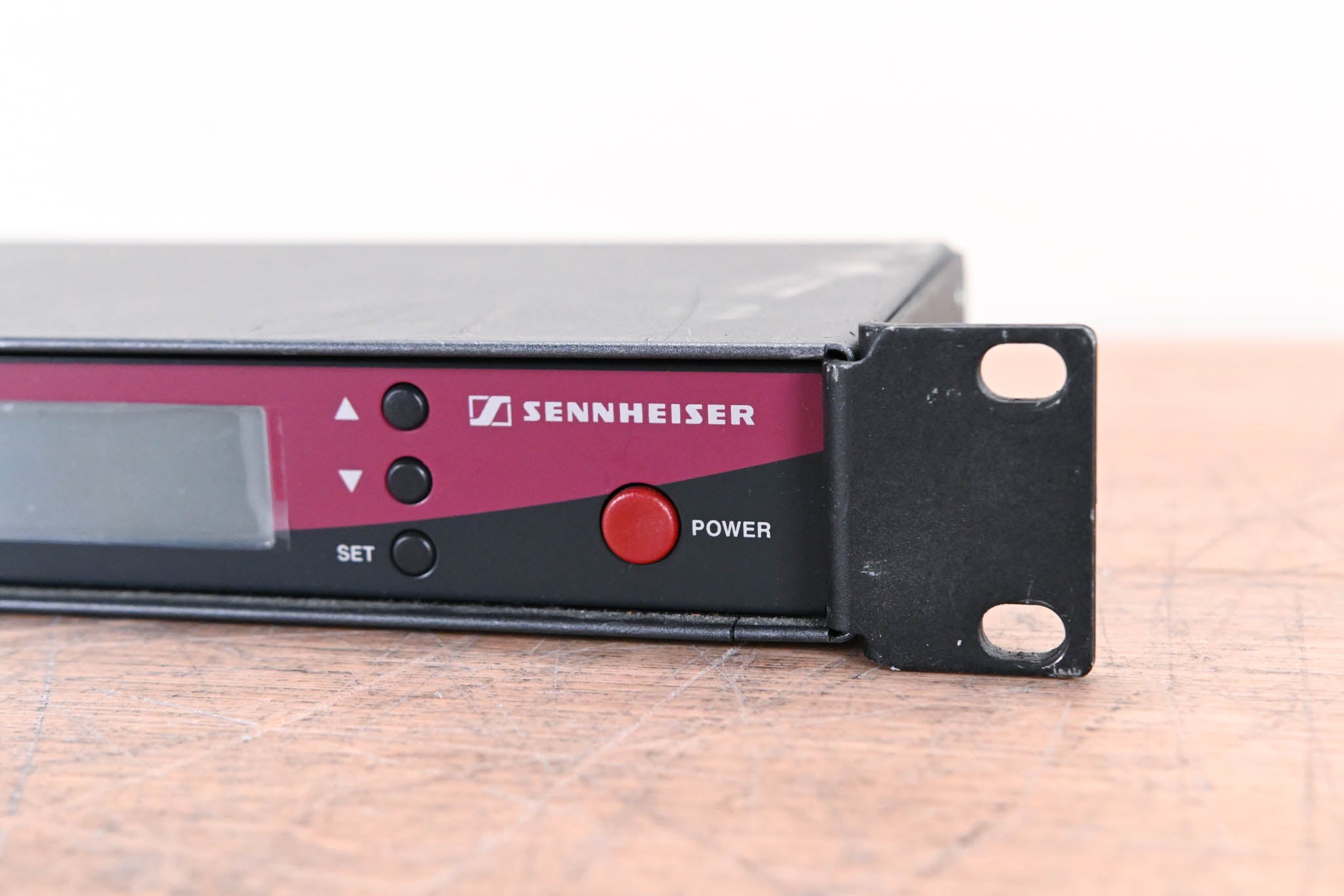 Sennheiser EM 100 G2 Wireless Receiver - A Range: 518-554 MHz