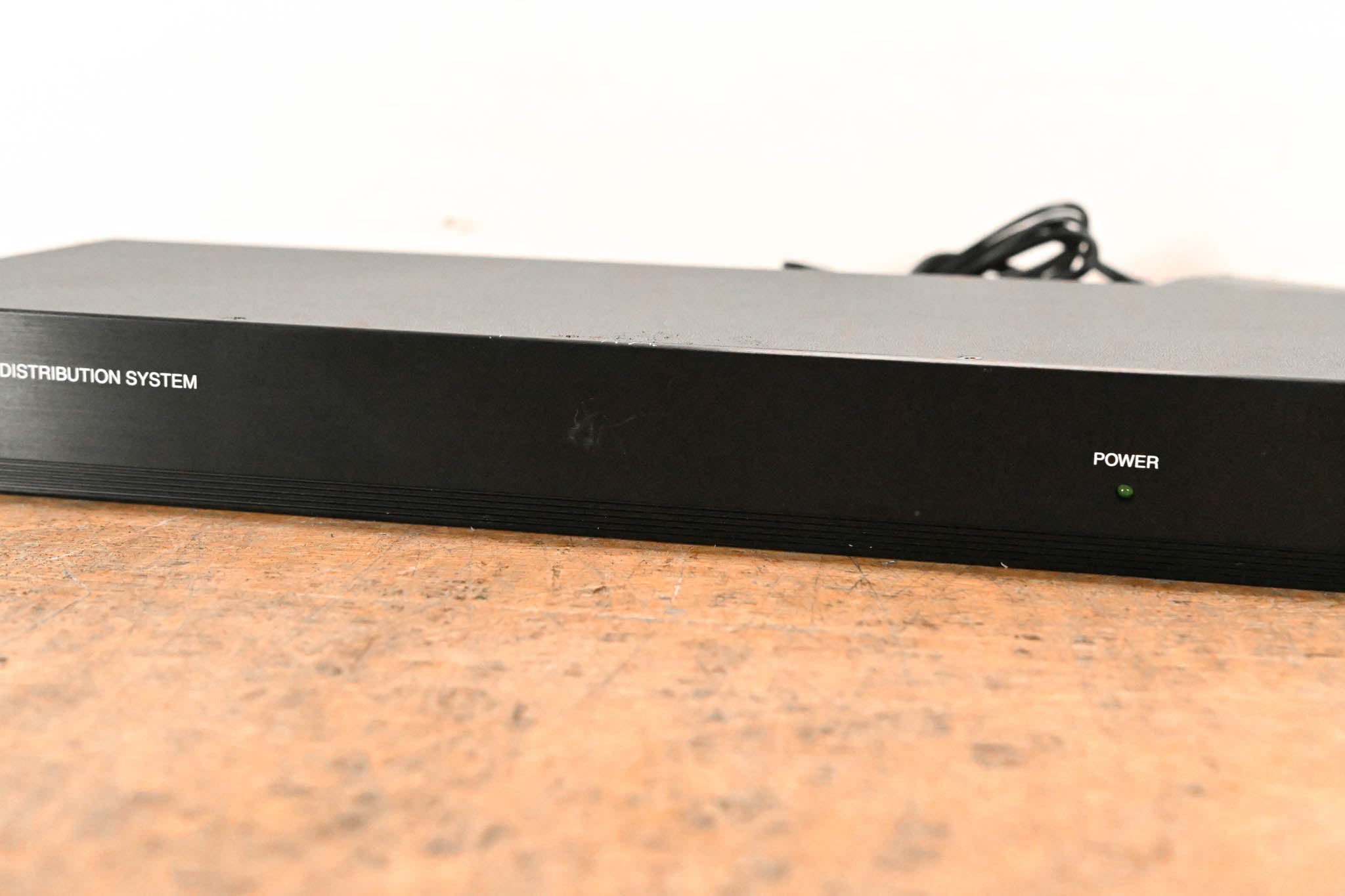 Shure UA844SWB Antenna Distribution System - 470-952 MHz
