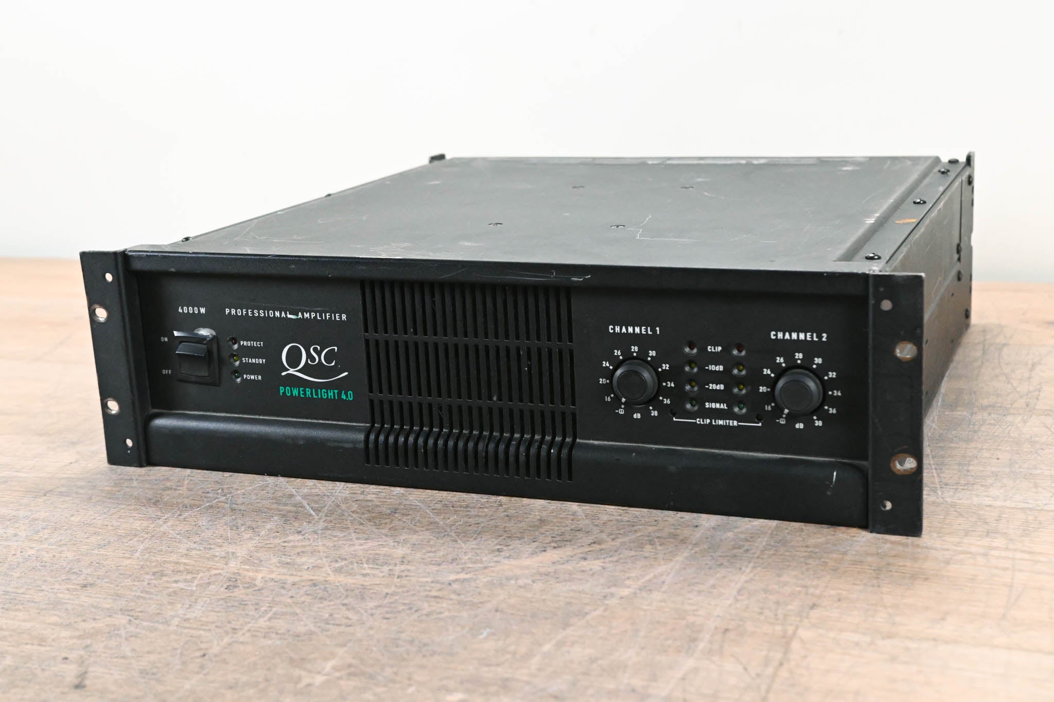 QSC PowerLight 4.0 2-Channel Power Amplifier