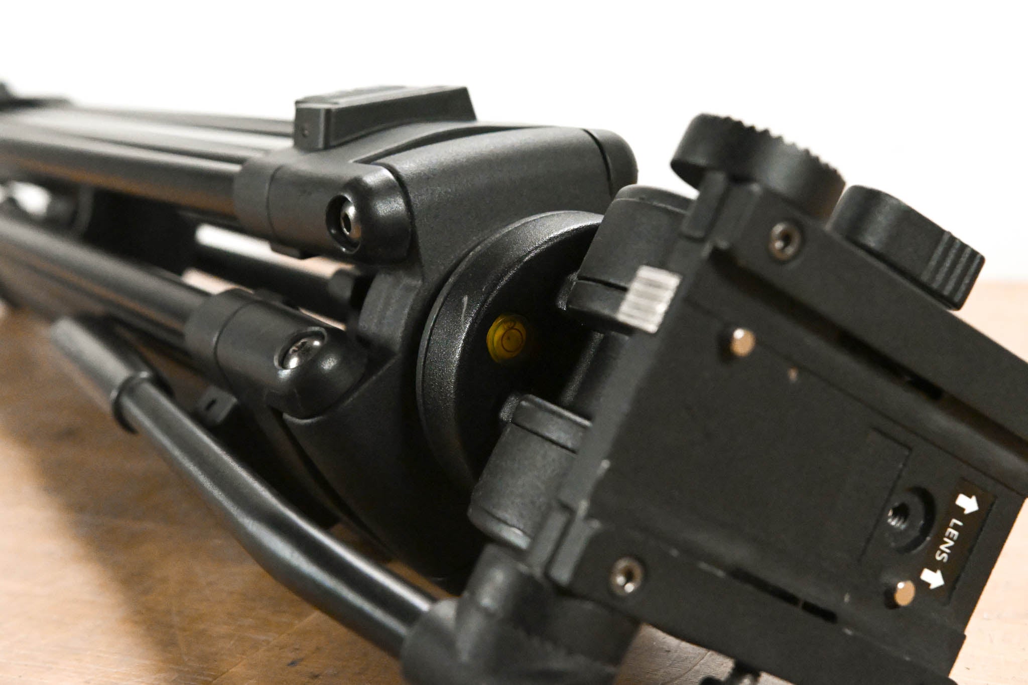 Pearstone VT-2500B Video Tripod System