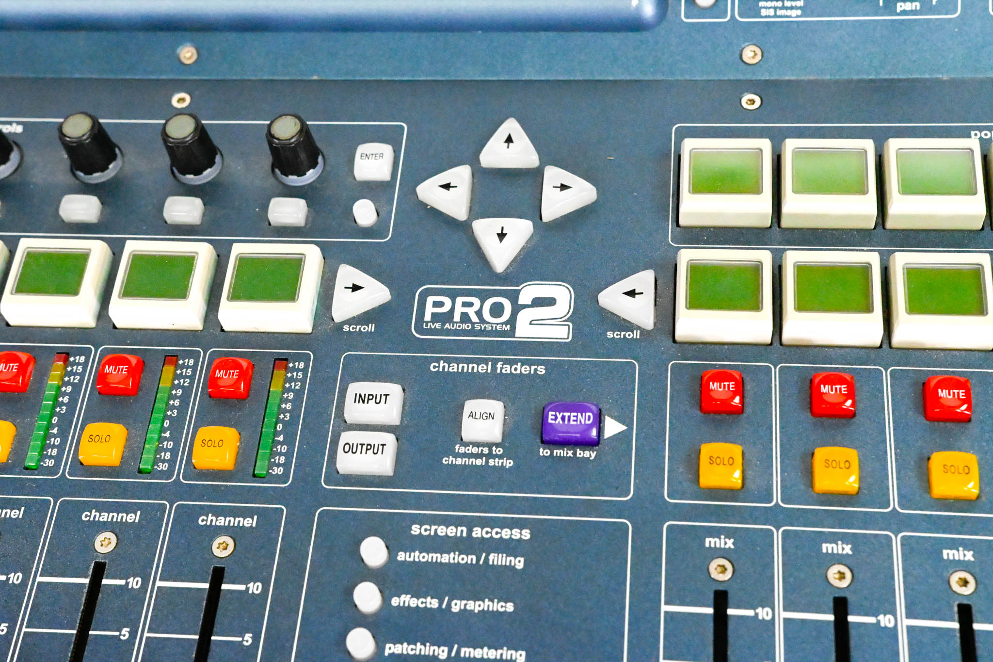 Midas PRO2 Live Digital Audio Mixing Console with Flight Case