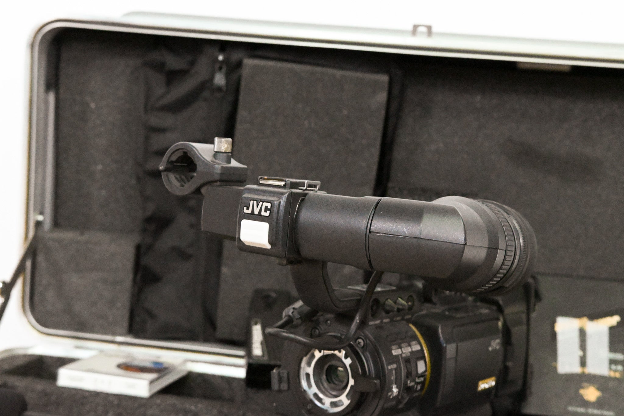 JVC GY-HD200U 1/3" 3-CCD Professional HDV Camcorder