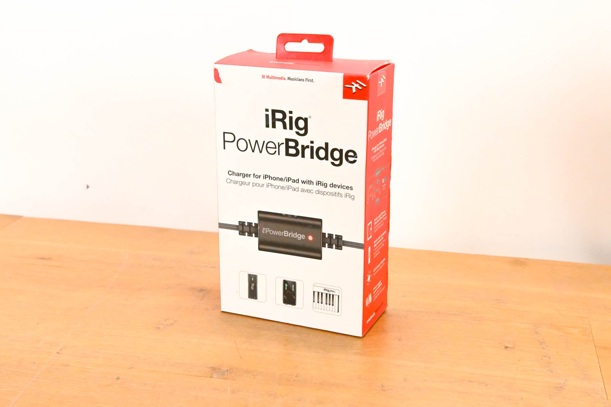 IK Multimedia iRig PowerBridge Power Source - Lightning Adapter