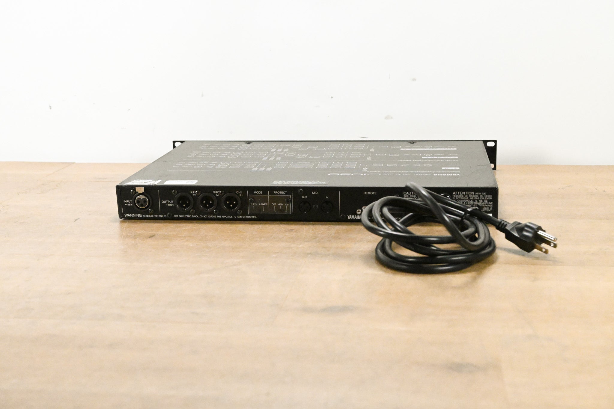 Yamaha D1030 Digital Delay Line