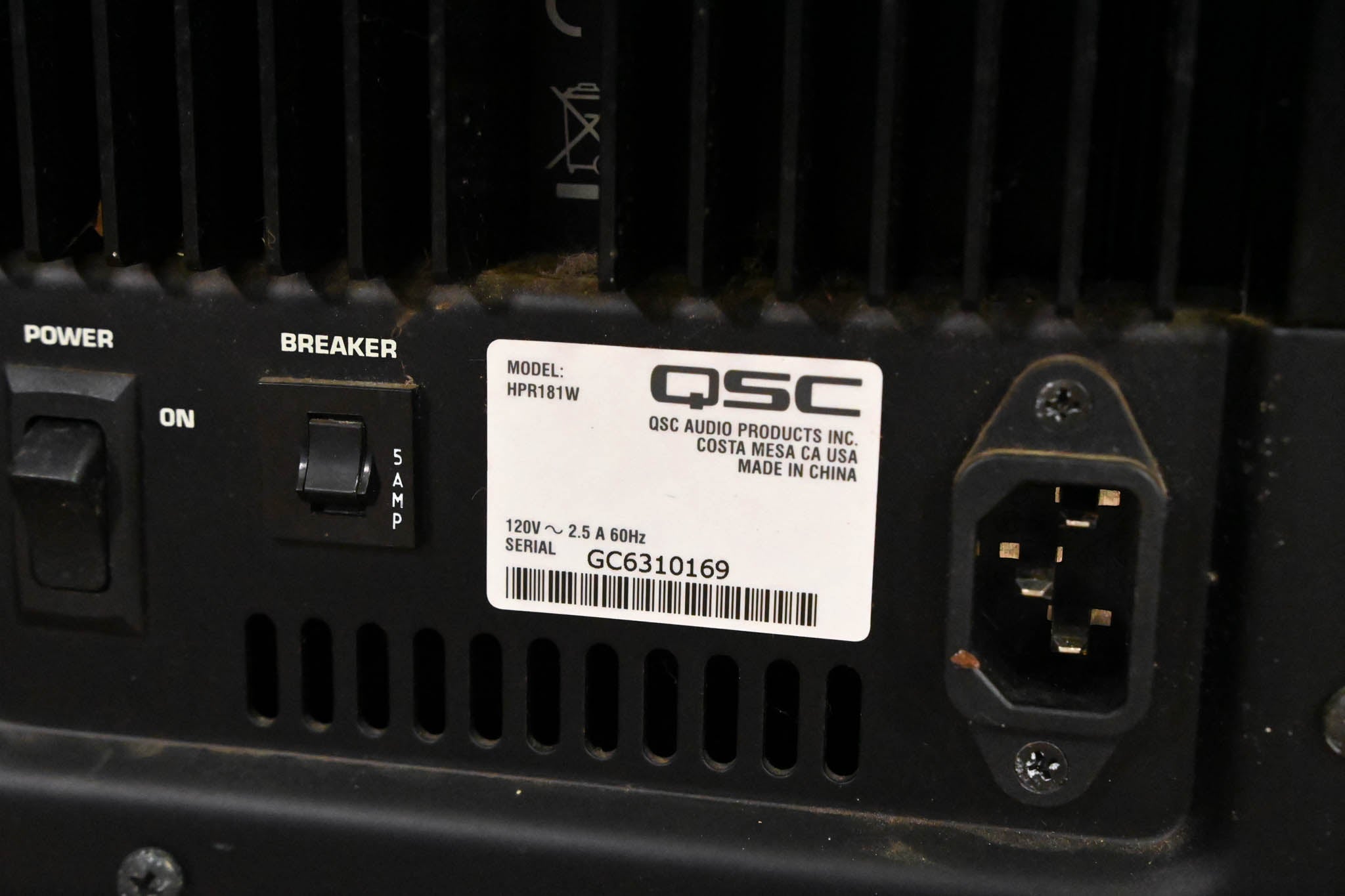 QSC HPR181W 18" Powered Subwoofer
