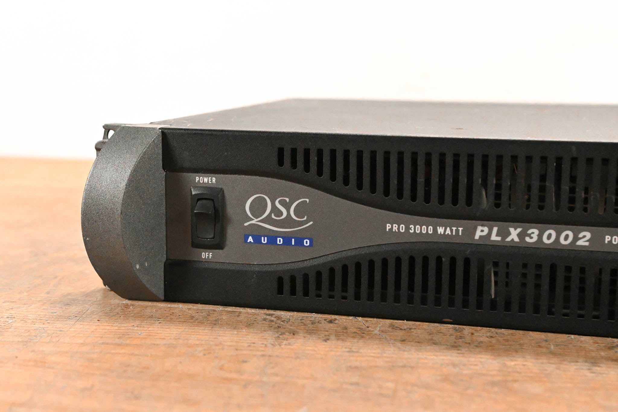 QSC PLX3002 2-Channel Power Amplifier