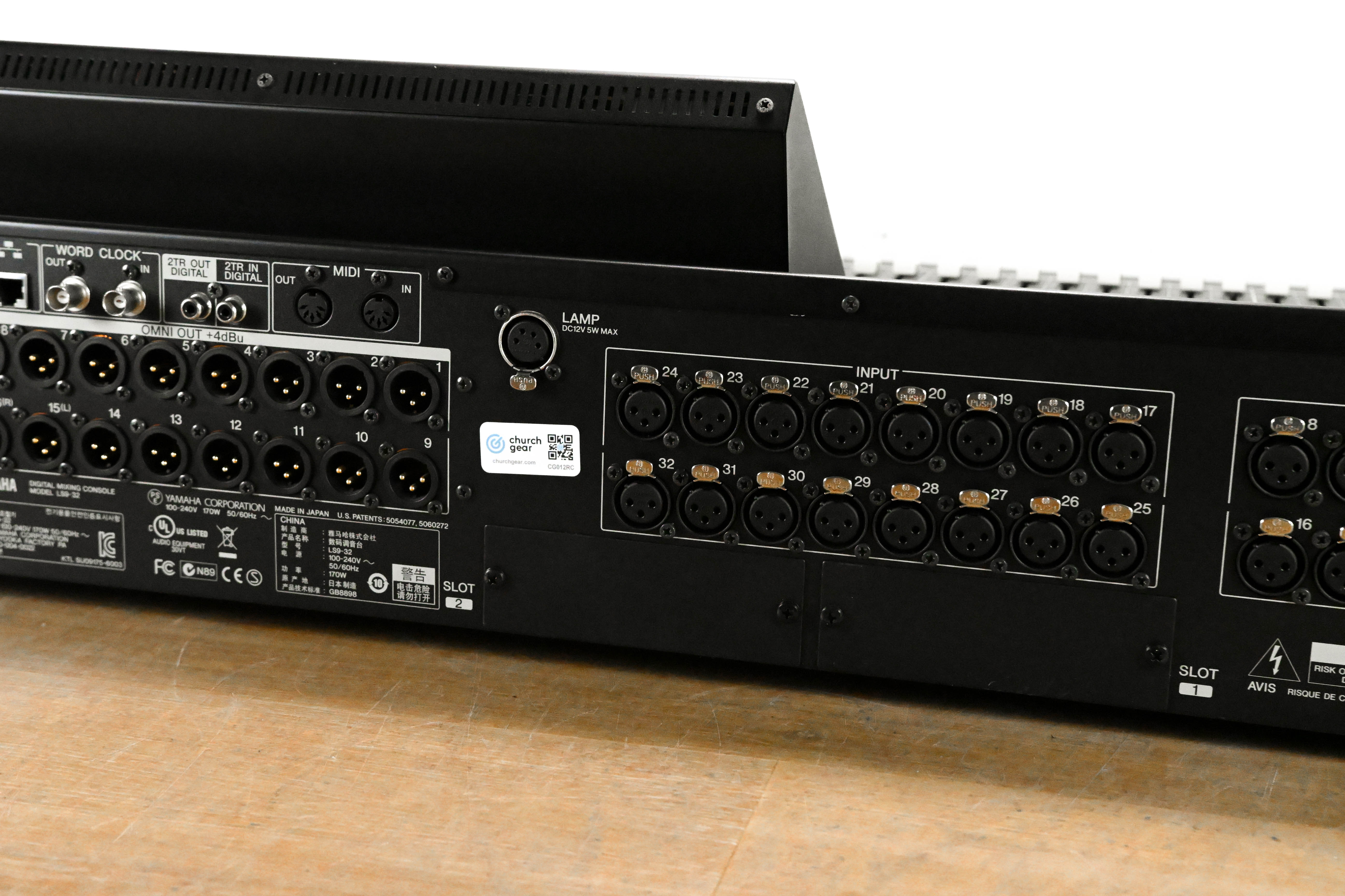 Yamaha LS9-32 32-Input Digital Mixing Console