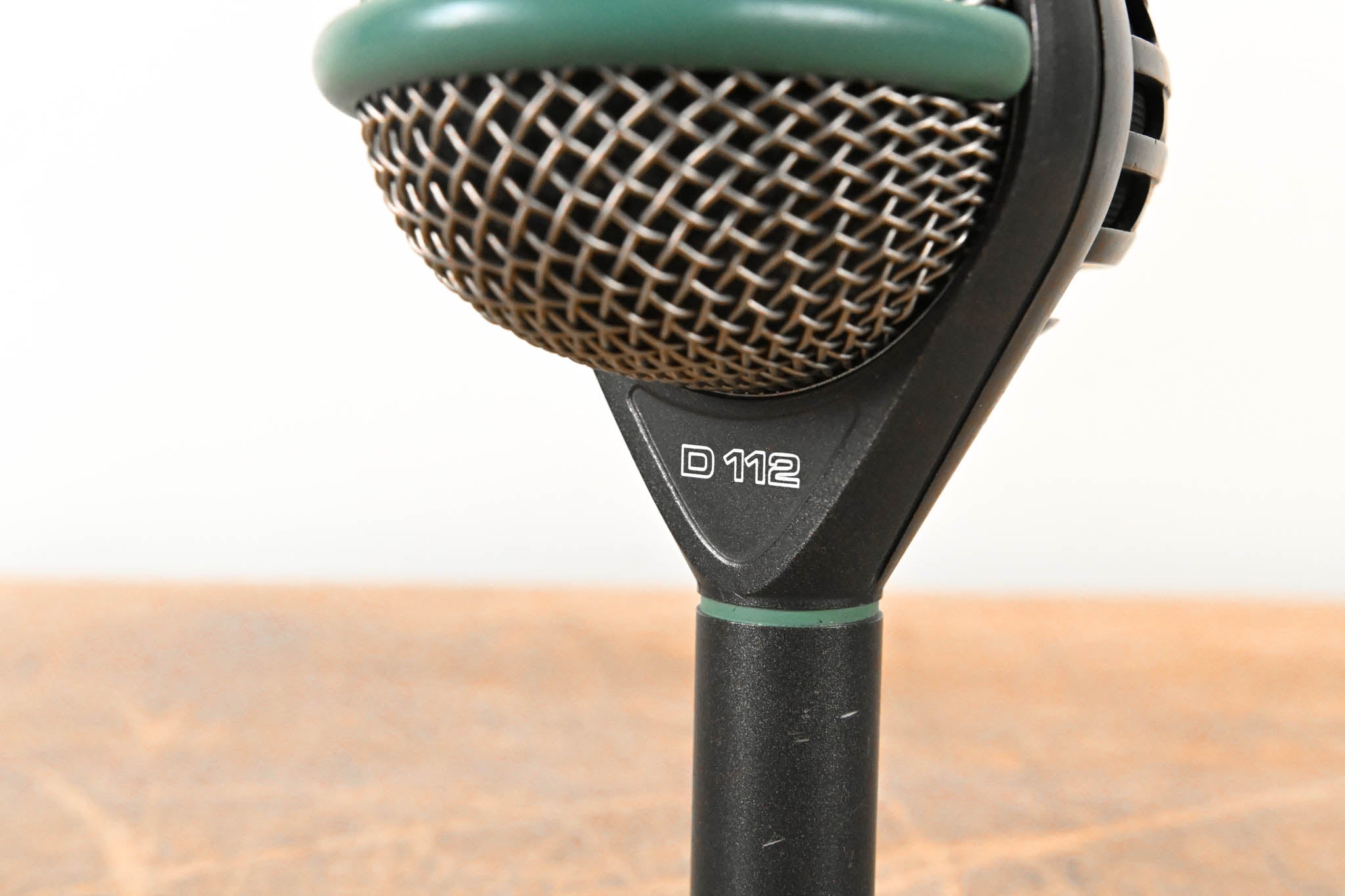 AKG D112 store Kick Microphone