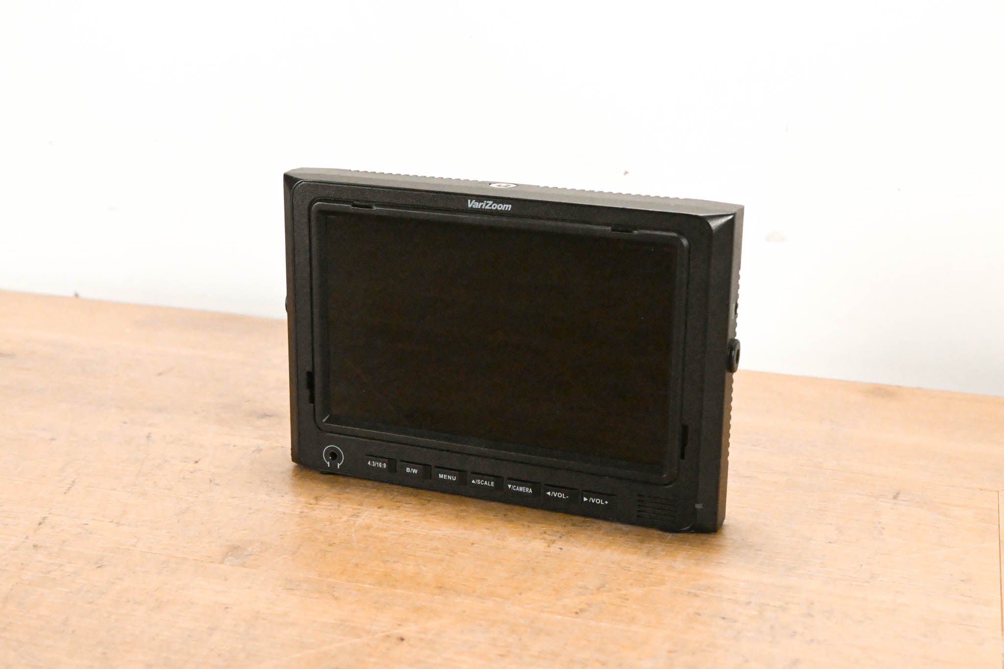VariZoom VZ-M7 7" HDMI LCD Monitor (NO POWER SUPPLY)