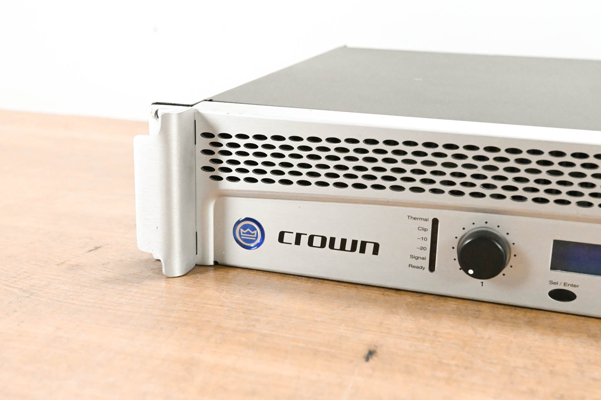 Crown XTi 2000 2-Channel Power Amplifier with DSP
