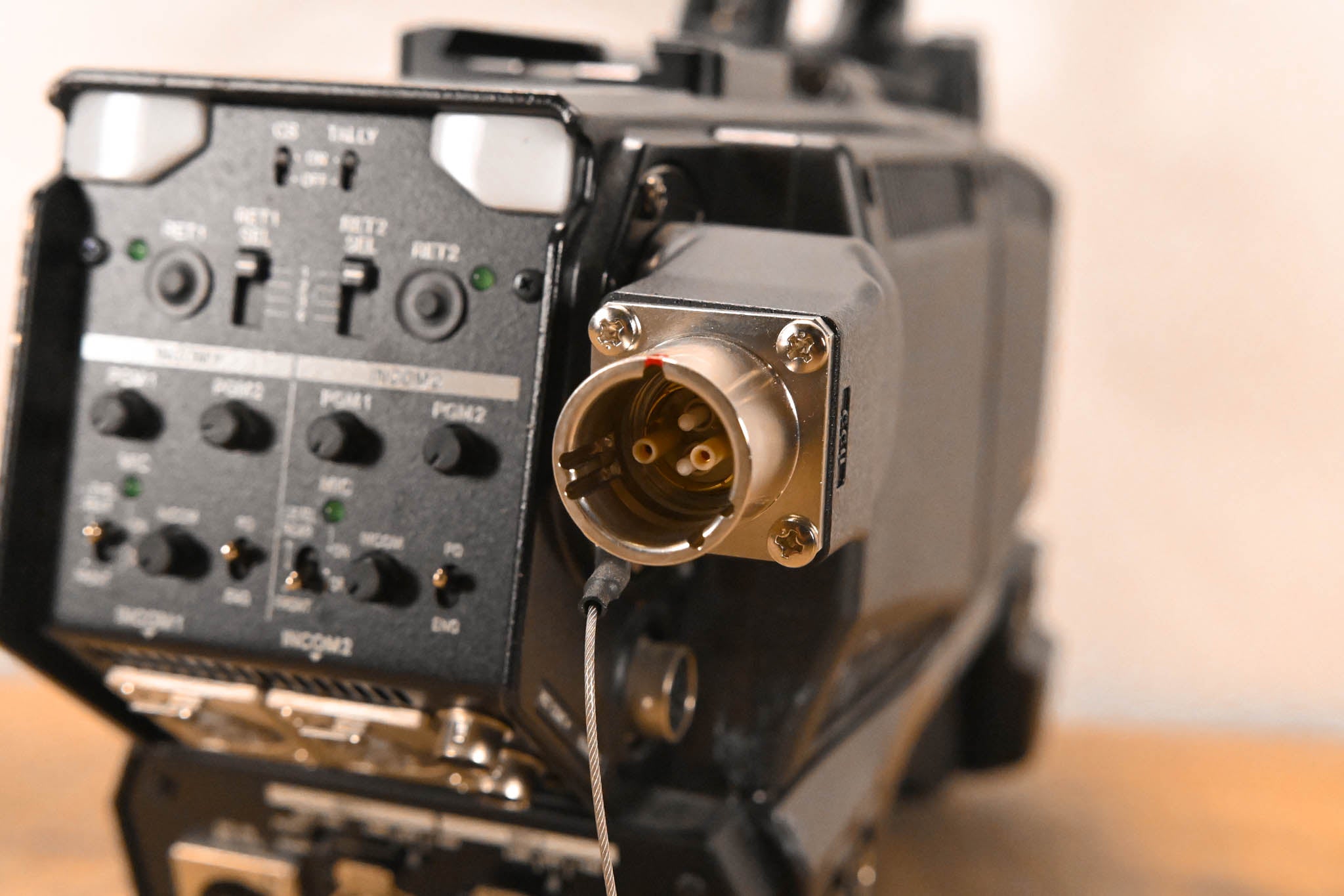 Hitachi Z-HD5000 HDTV Camera with CA-HF1000 Camera Adaptor