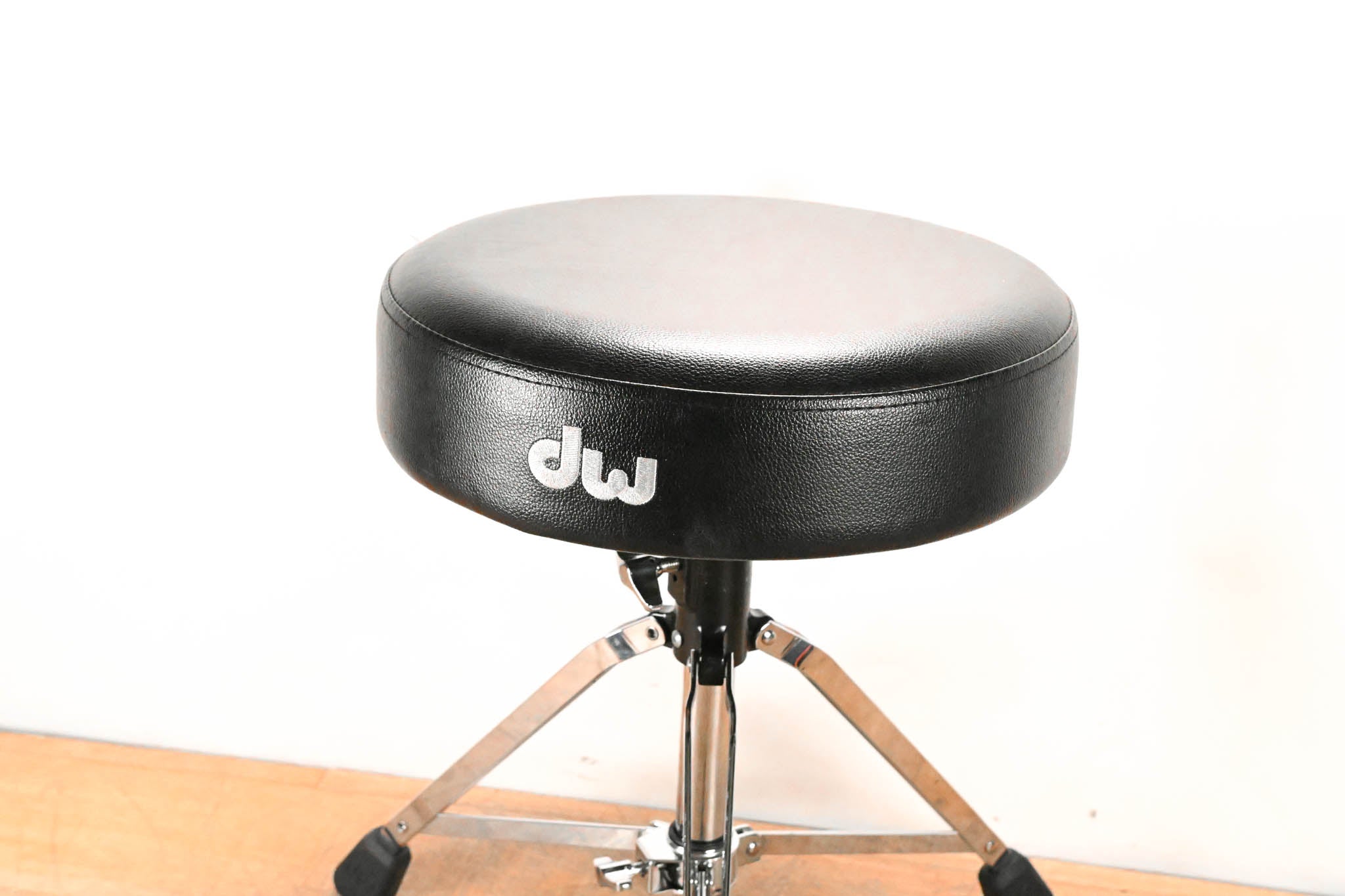 DW DWCP9100M 9000 Series Tripod Round Drum Throne w/Memory Lock