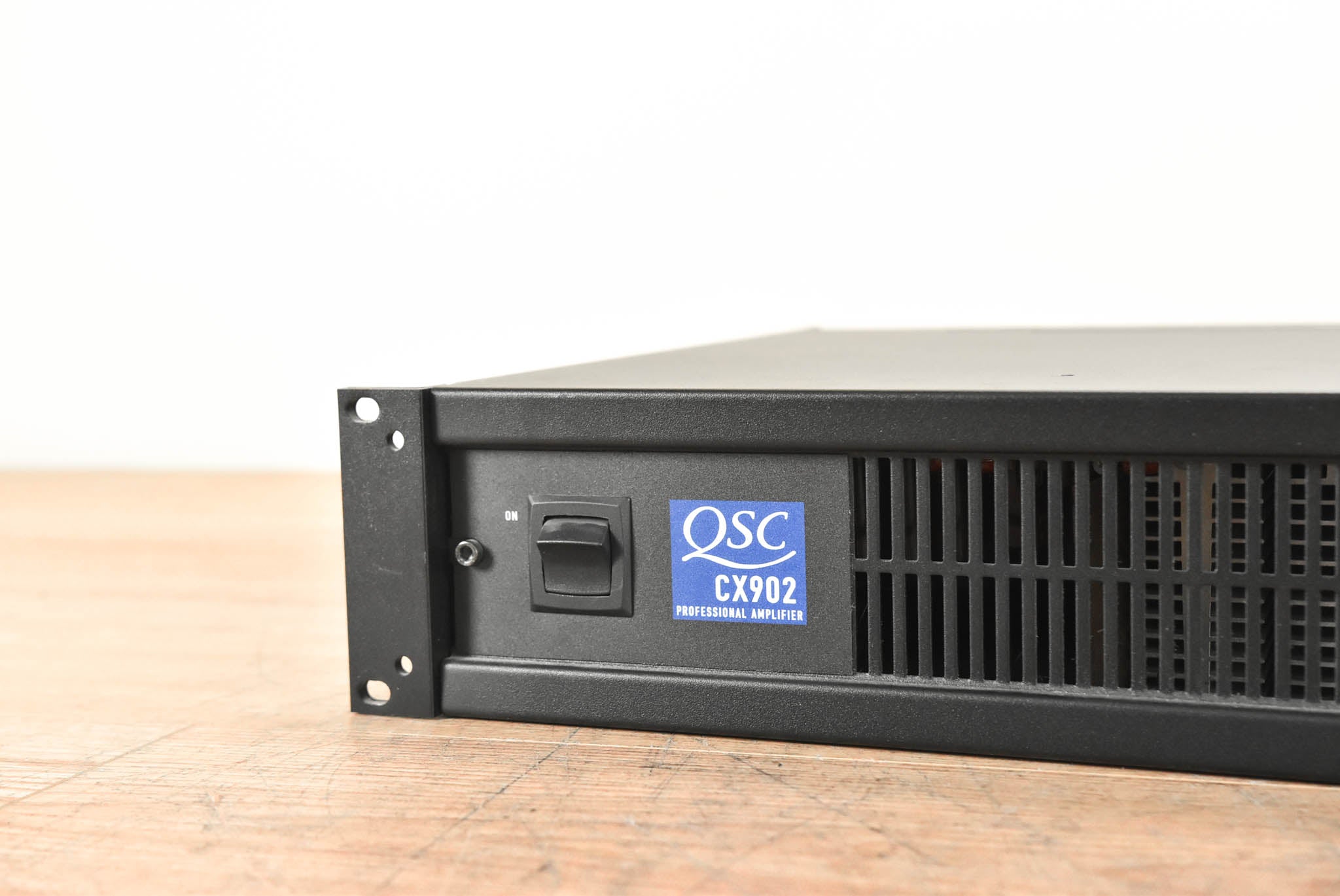 QSC CX902 2-Channel Power Amplifier