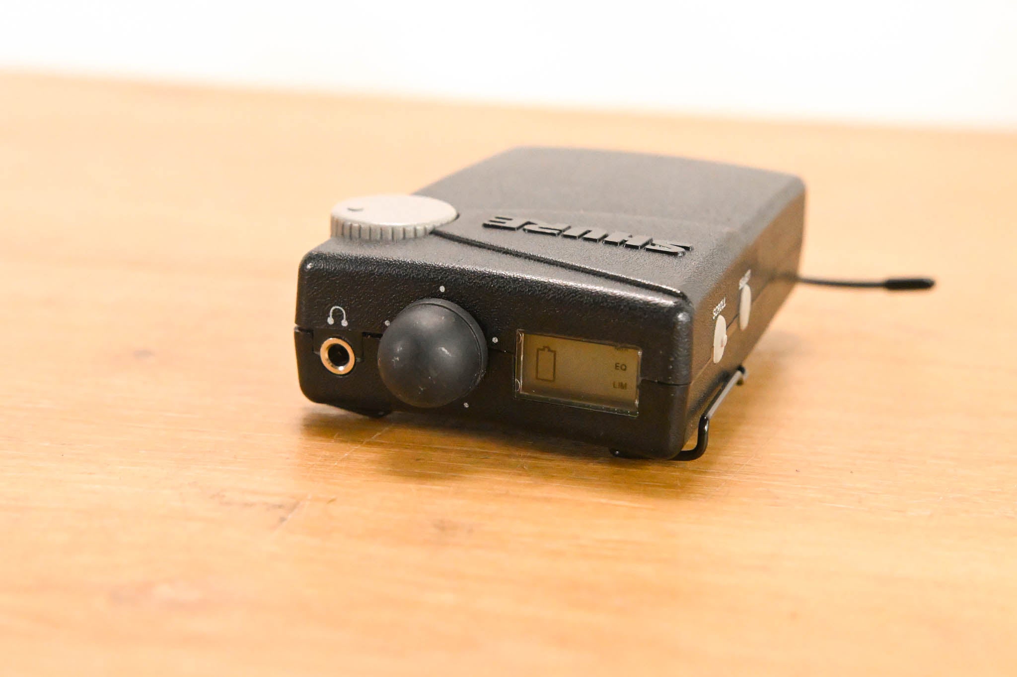 Shure PSM 400 In-Ear Monitoring System - 722-746 MHz (NO POWER SUPPLY)