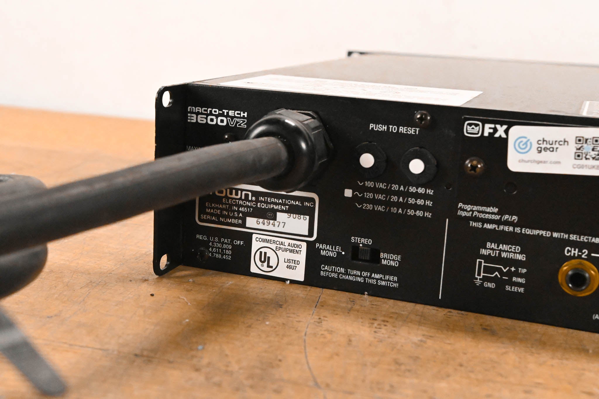 Crown Macro-Tech 3600VZ 2-Channel Power Amplifier