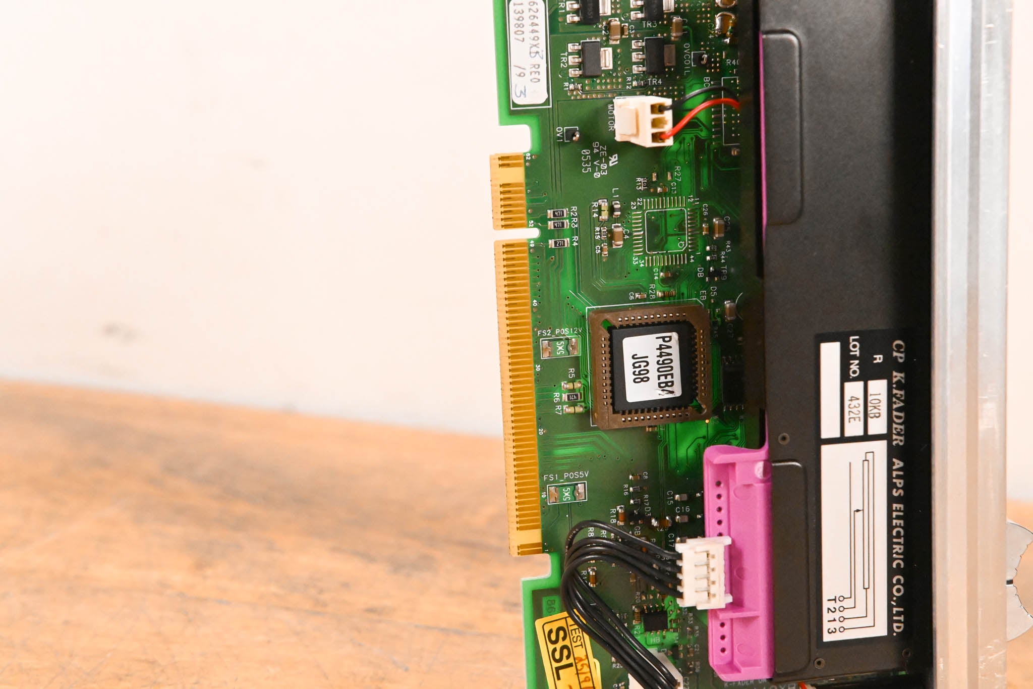 Solid State Logic C300 HD Motorized Fader Module – ALPS K-Fader Assembly