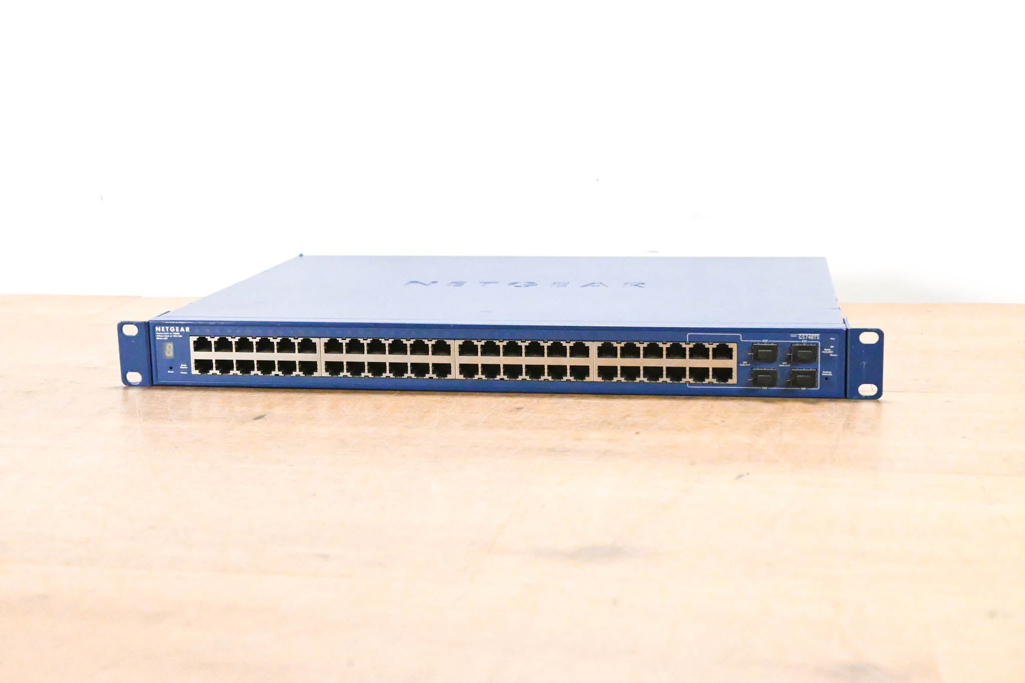 NETGEAR GS748TS 48-Port Gigabit Ethernet Switch