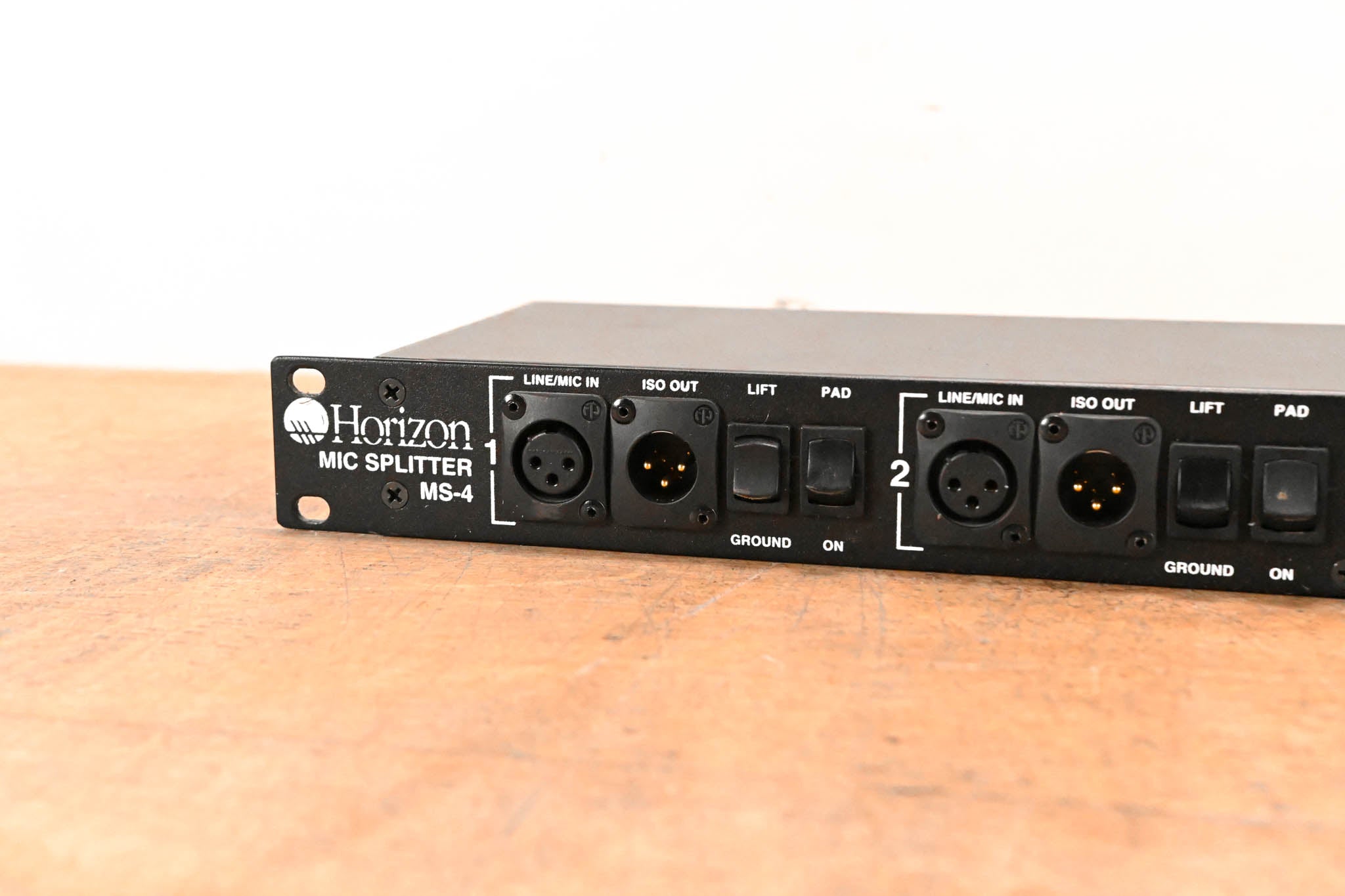 Horizon MS-4 4-Channel Rackmount Mic Splitter