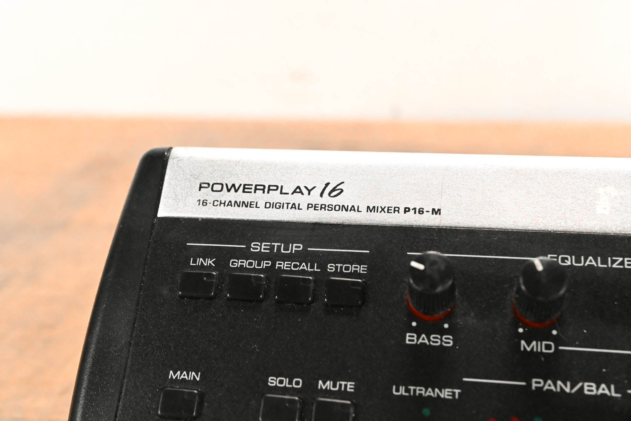 Behringer Powerplay P16-M 16-Channel Digital Personal Mixer
