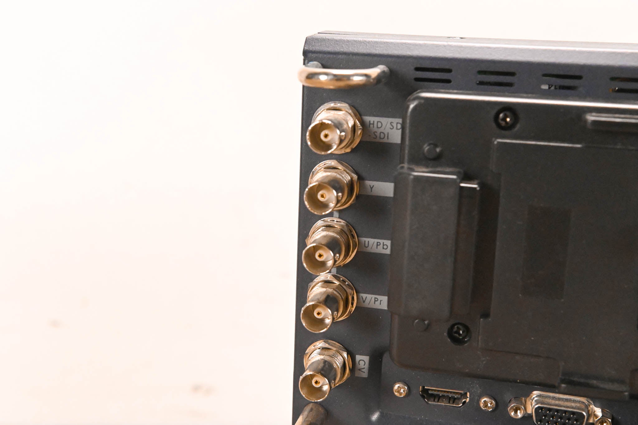 Datavideo TLM-700HD 7" HD/SD TFT LCD Monitor w/ V-Mount Battery Adapter