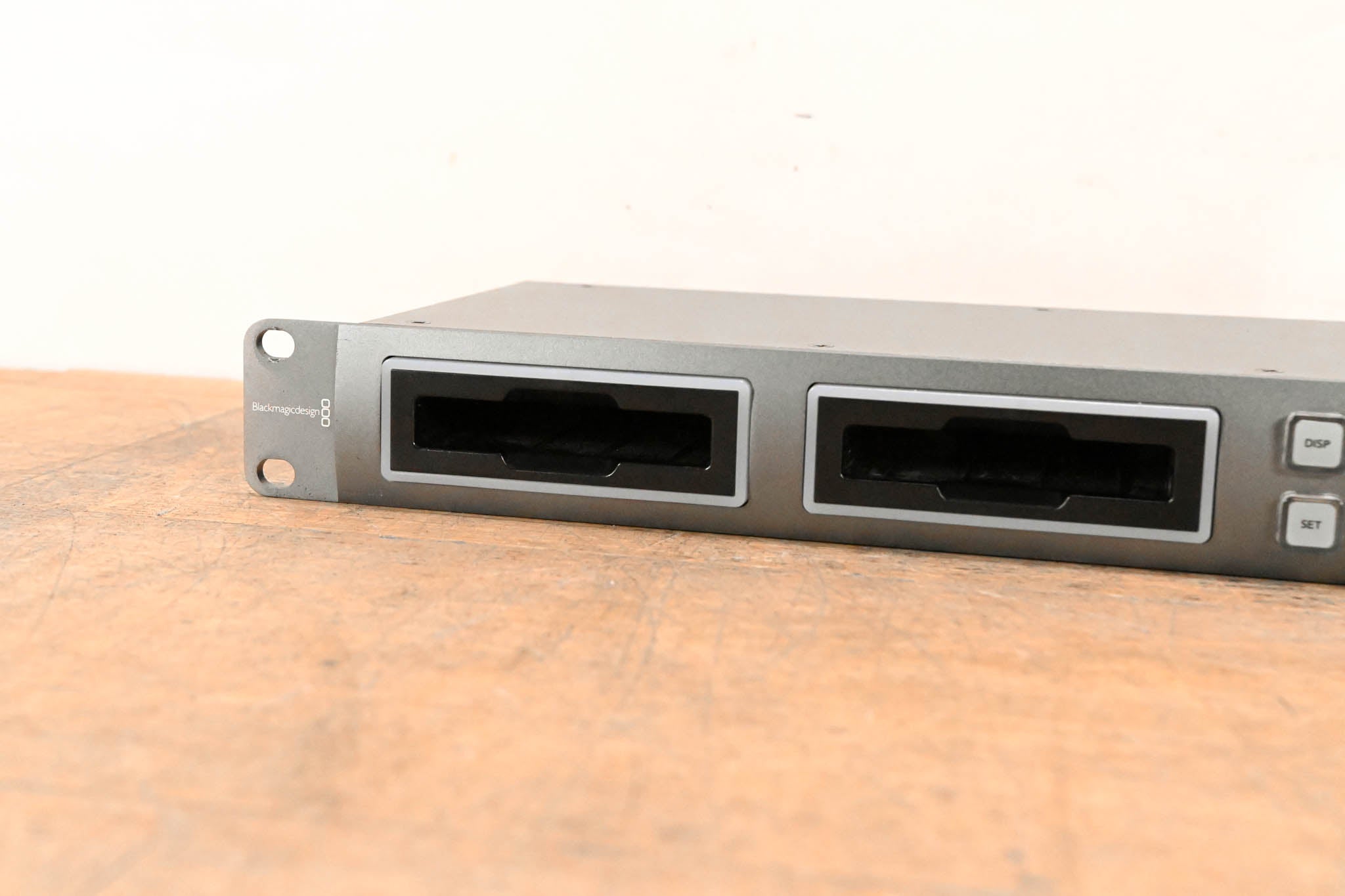 Blackmagic Design HyperDeck Studio 2