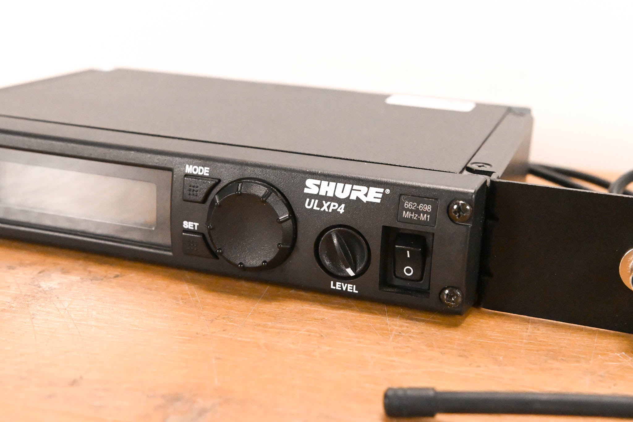 Shure ULXP24/BETA87A Handheld Wireless System - M1 Band NO POWER SUPPLY