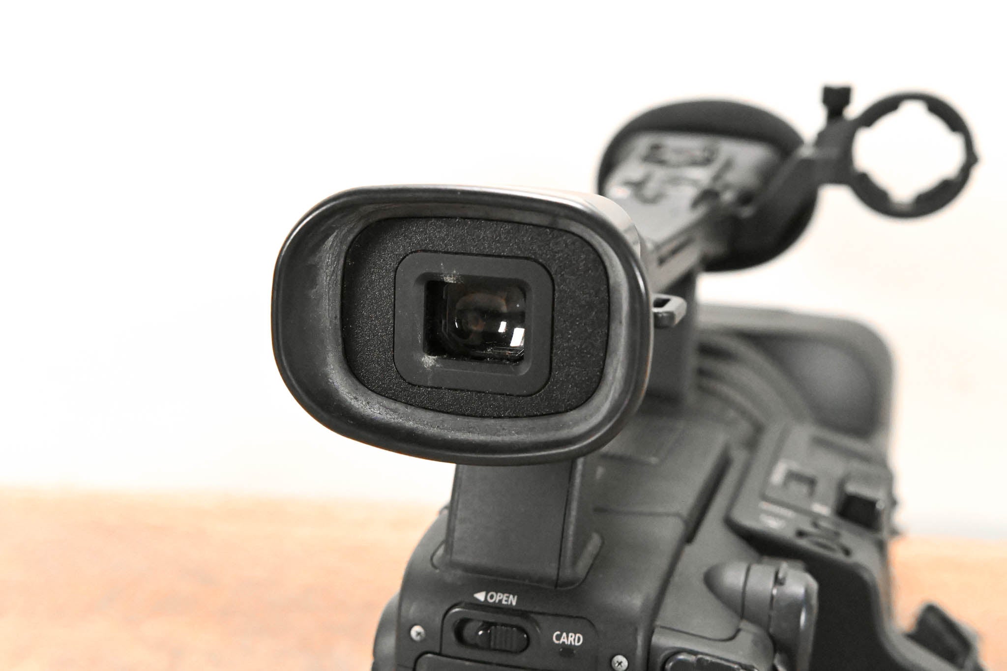 Canon XH-A1 3CCD 1080i HDV Camcorder