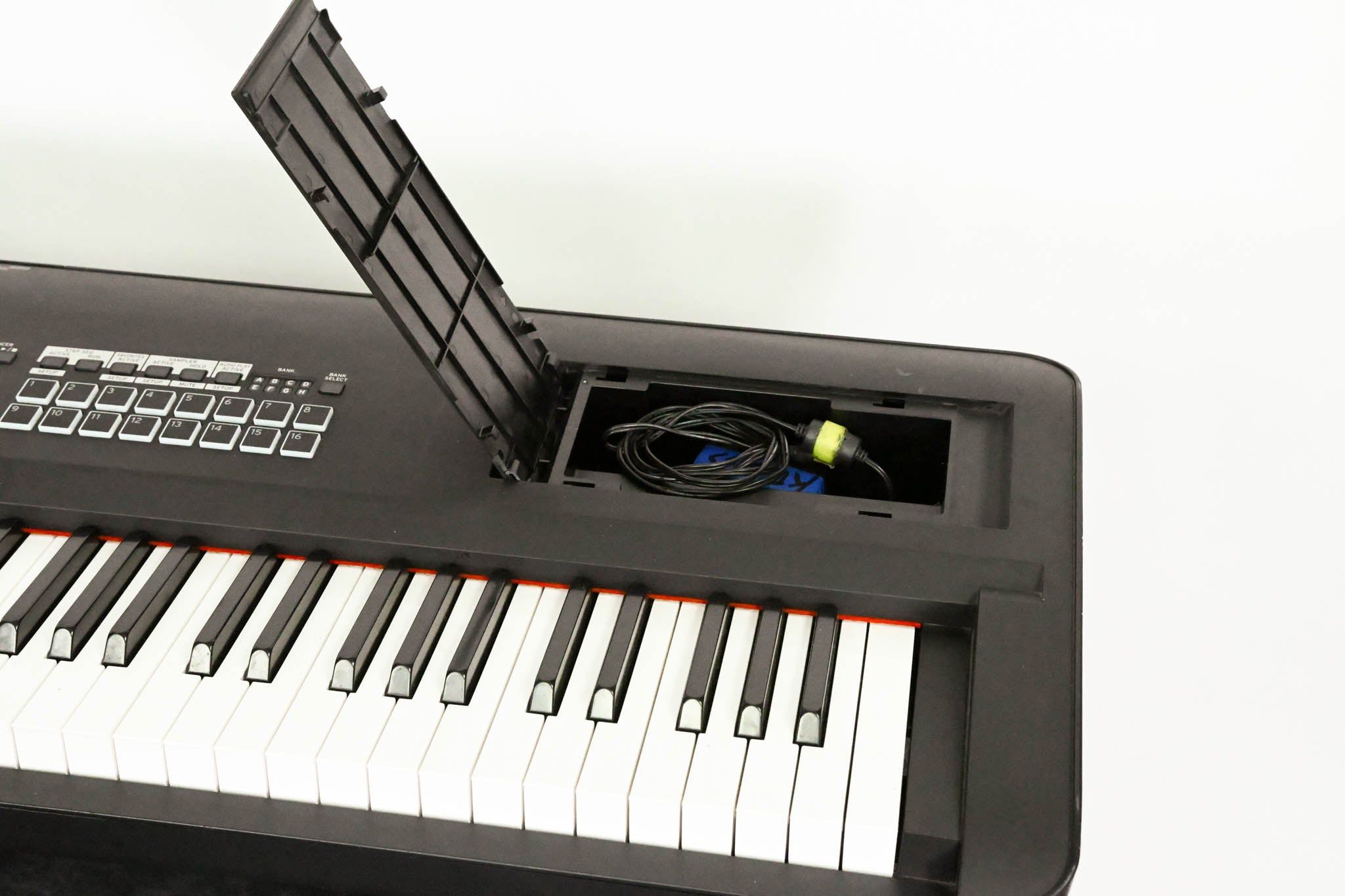 Korg Kross 2 88-Key Synthesizer Workstation