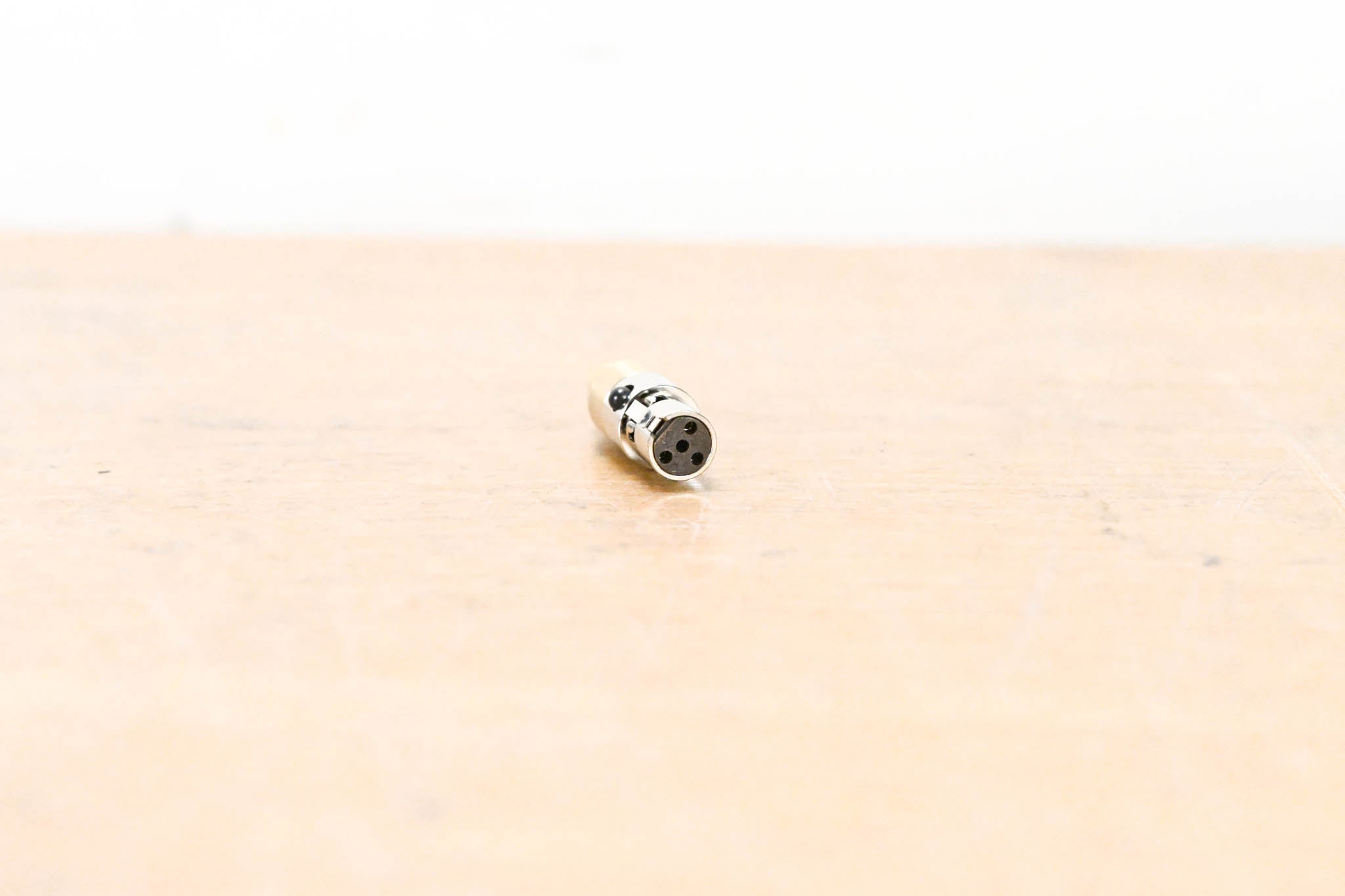 DPA Microphones DAD9010 MicroLock to TA4F Mini-XLR Adapter