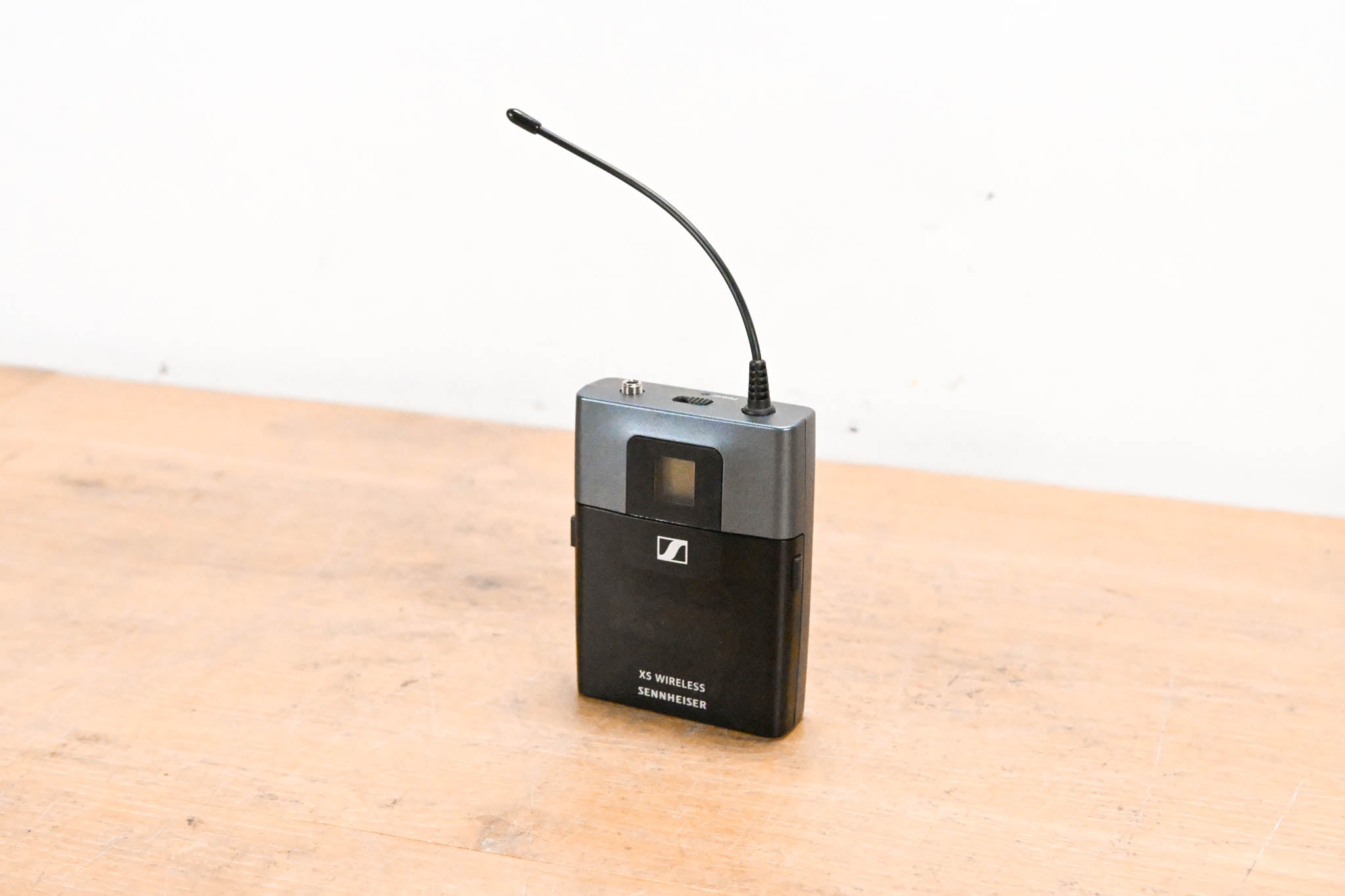 Sennheiser EM-XSW 2 Receiver w/ SK-XSW Bodypack A Range NO POWER SUPPLY