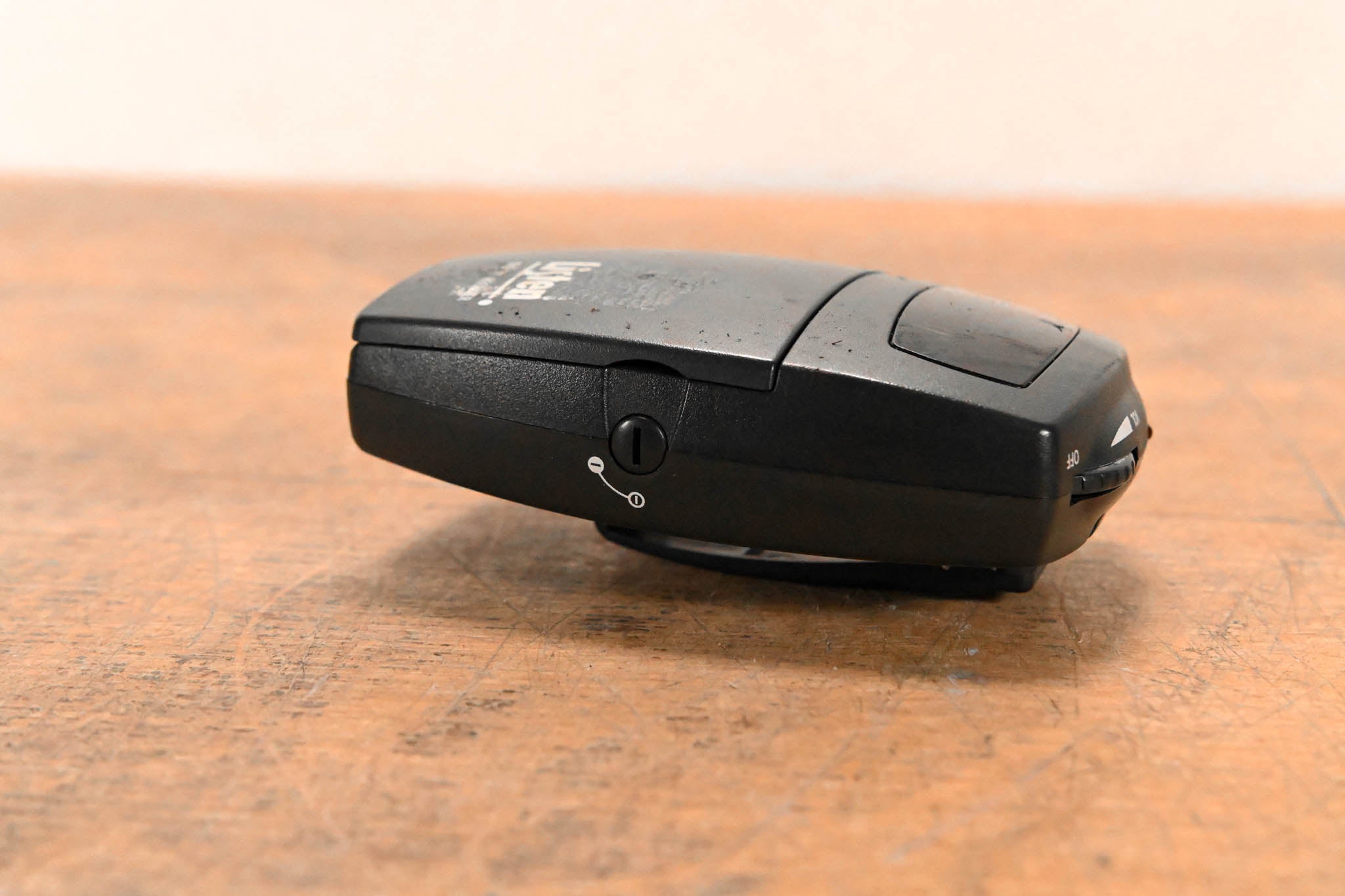 Listen Technologies LR-300-072 Portable Digital RF Receiver (72 MHz)