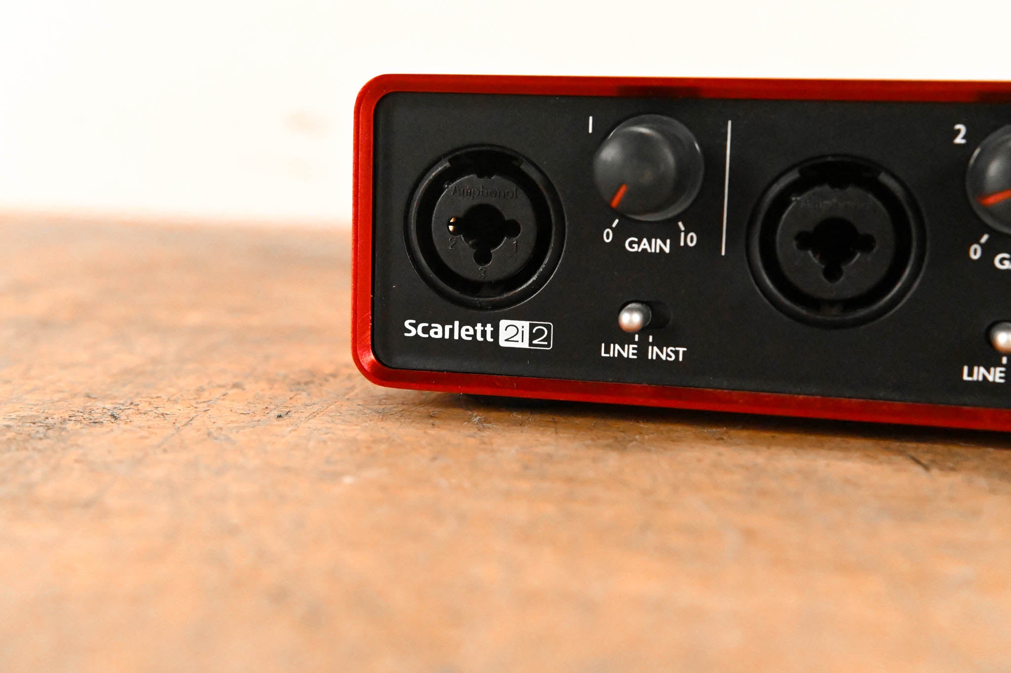 Focusrite Scarlett 2i2 2nd Generation USB Audio Interface