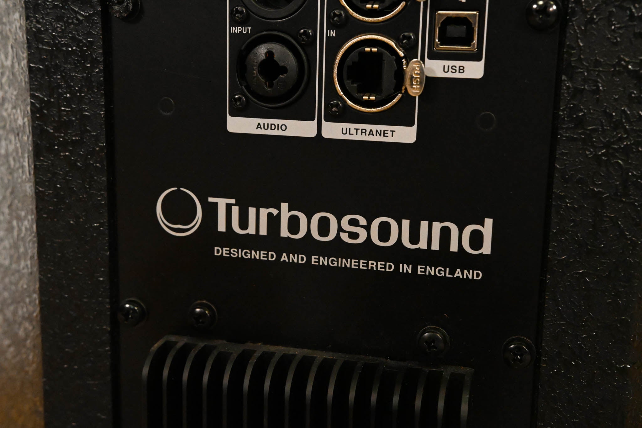 Turbosound NuQ102-AN 10" 600W Loudspeaker w/ Klark Teknik DSP & Ultranet