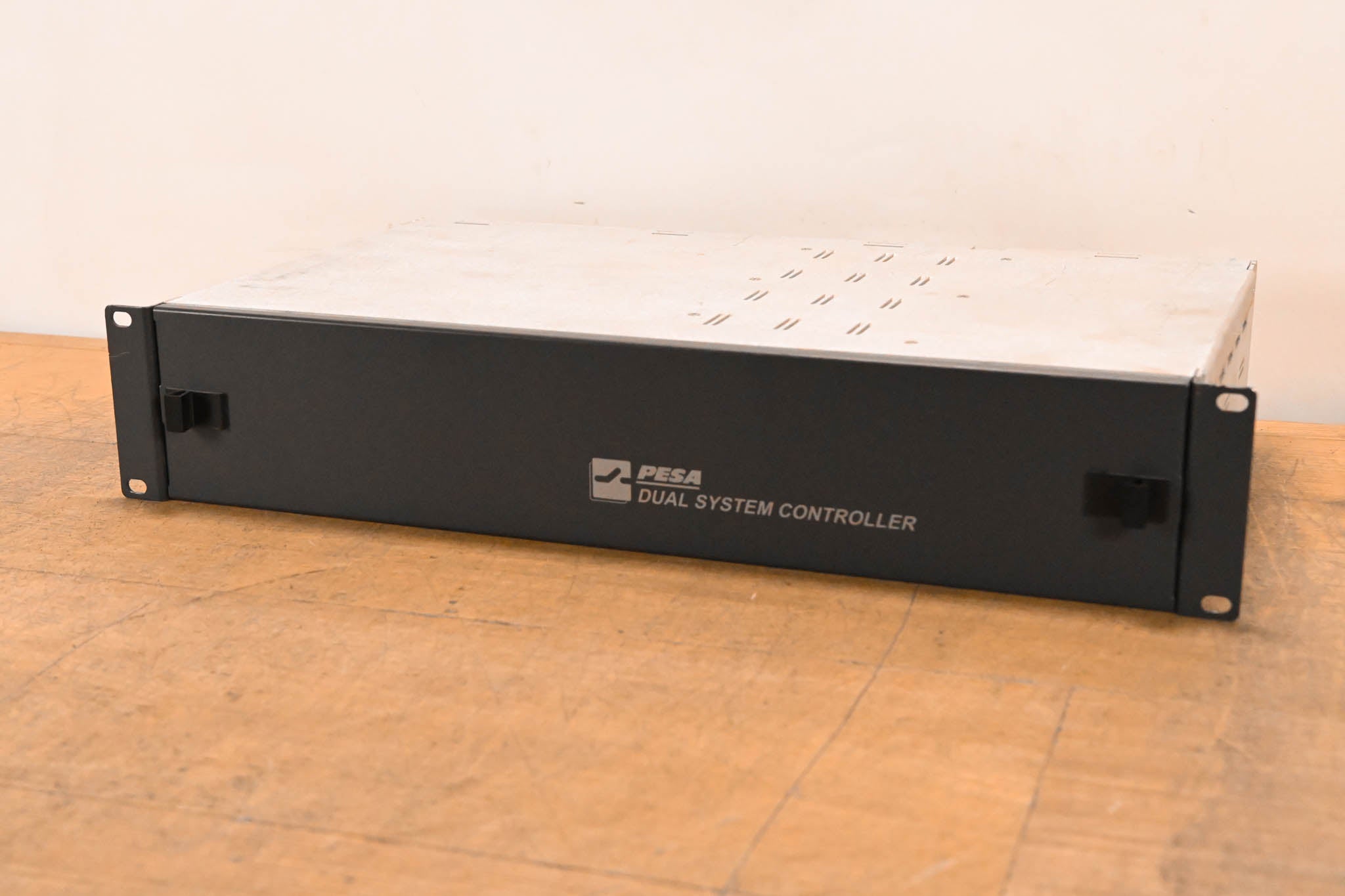 Pesa Mainframe Dual 3500 Dual System Controller w/ Cards