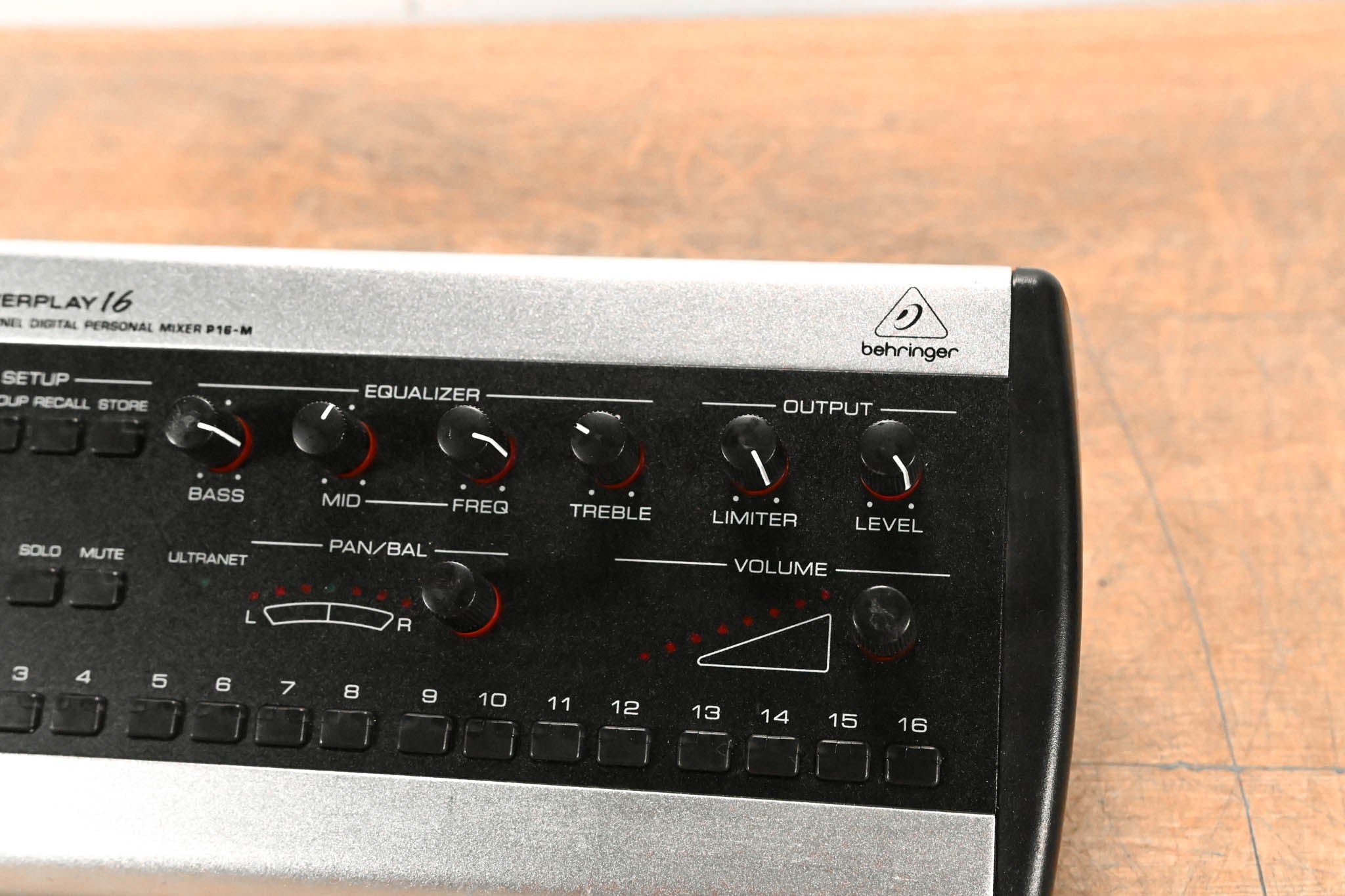 Behringer Powerplay P16-M 16-Channel Digital Personal Mixer