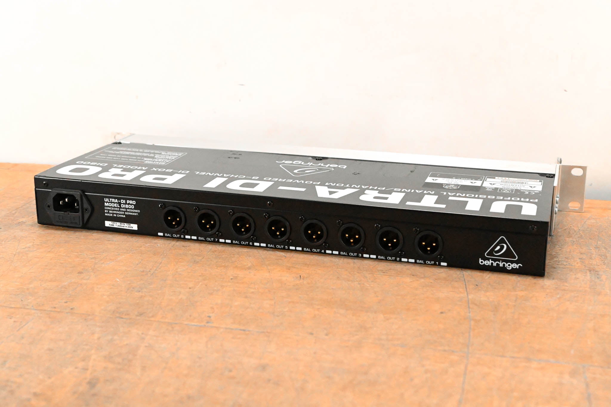 Behringer ULTRA-DI PRO DI800 8-Channel Active DI Box