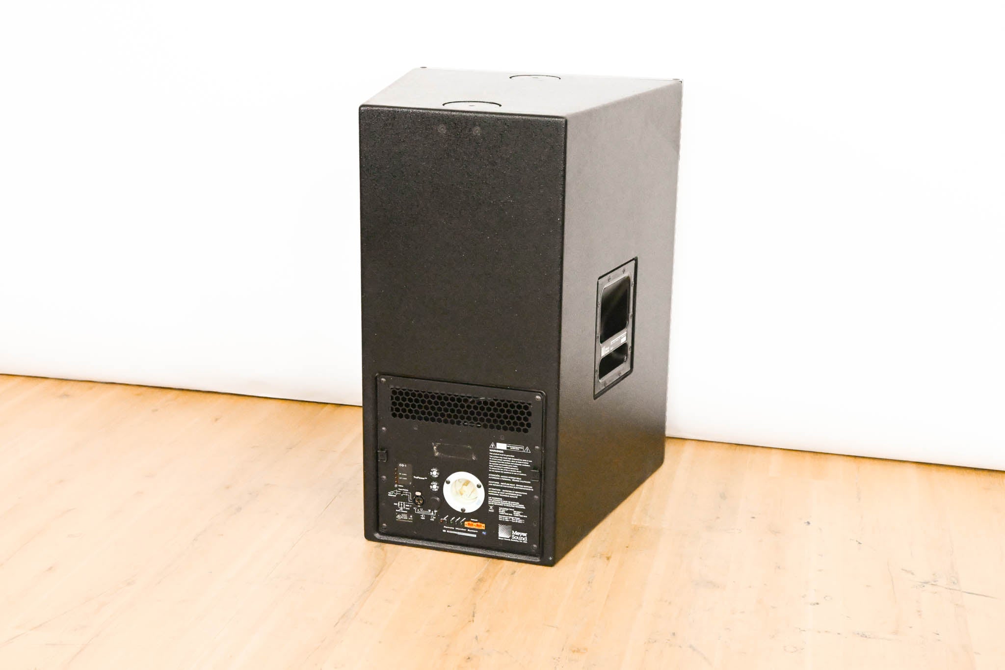 Meyer Sound CQ-1 Wide Coverage Main Loudspeaker