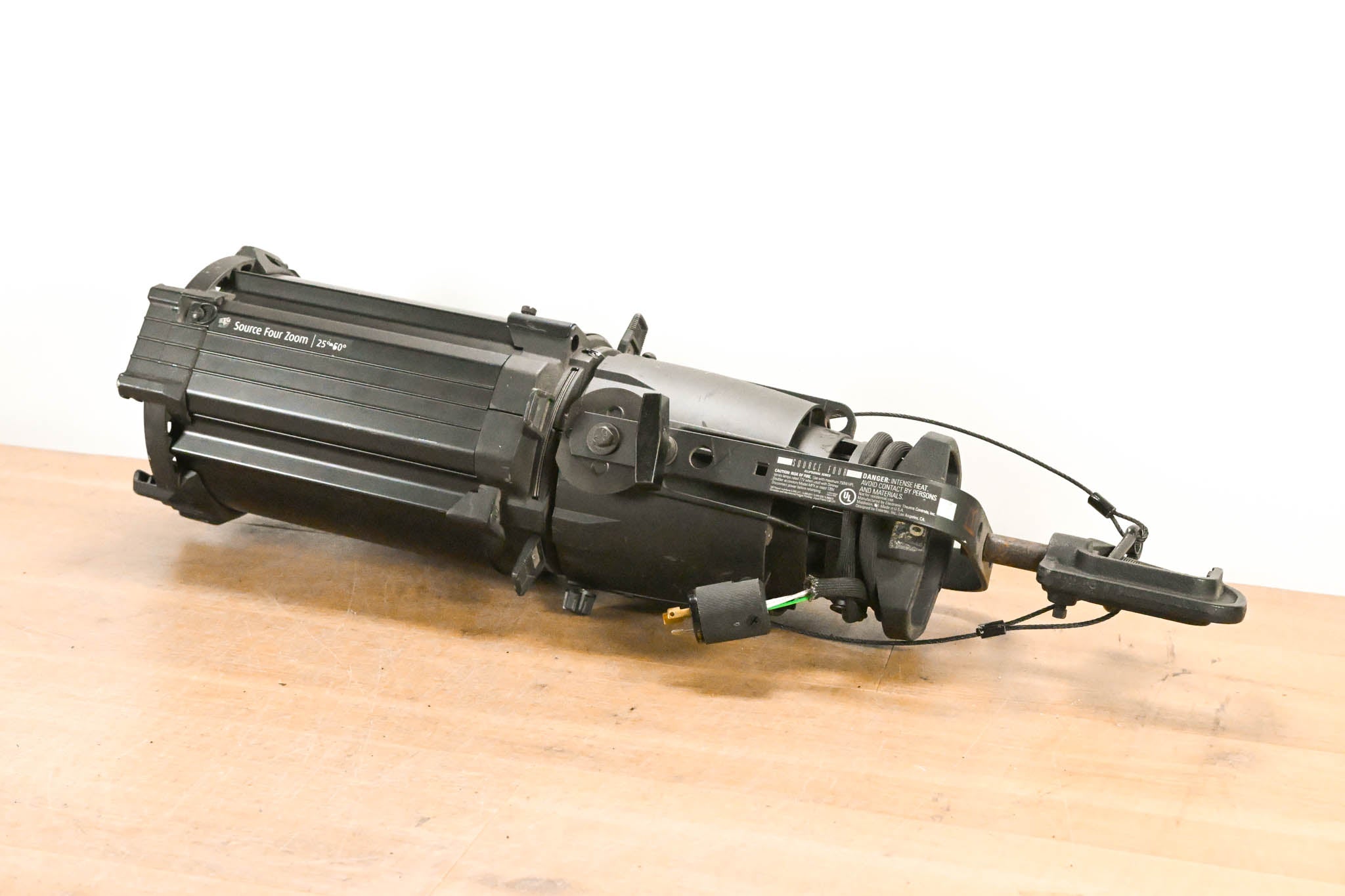 ETC Source Four Zoom 25-50 Degree 750 Ellipsoidal Light