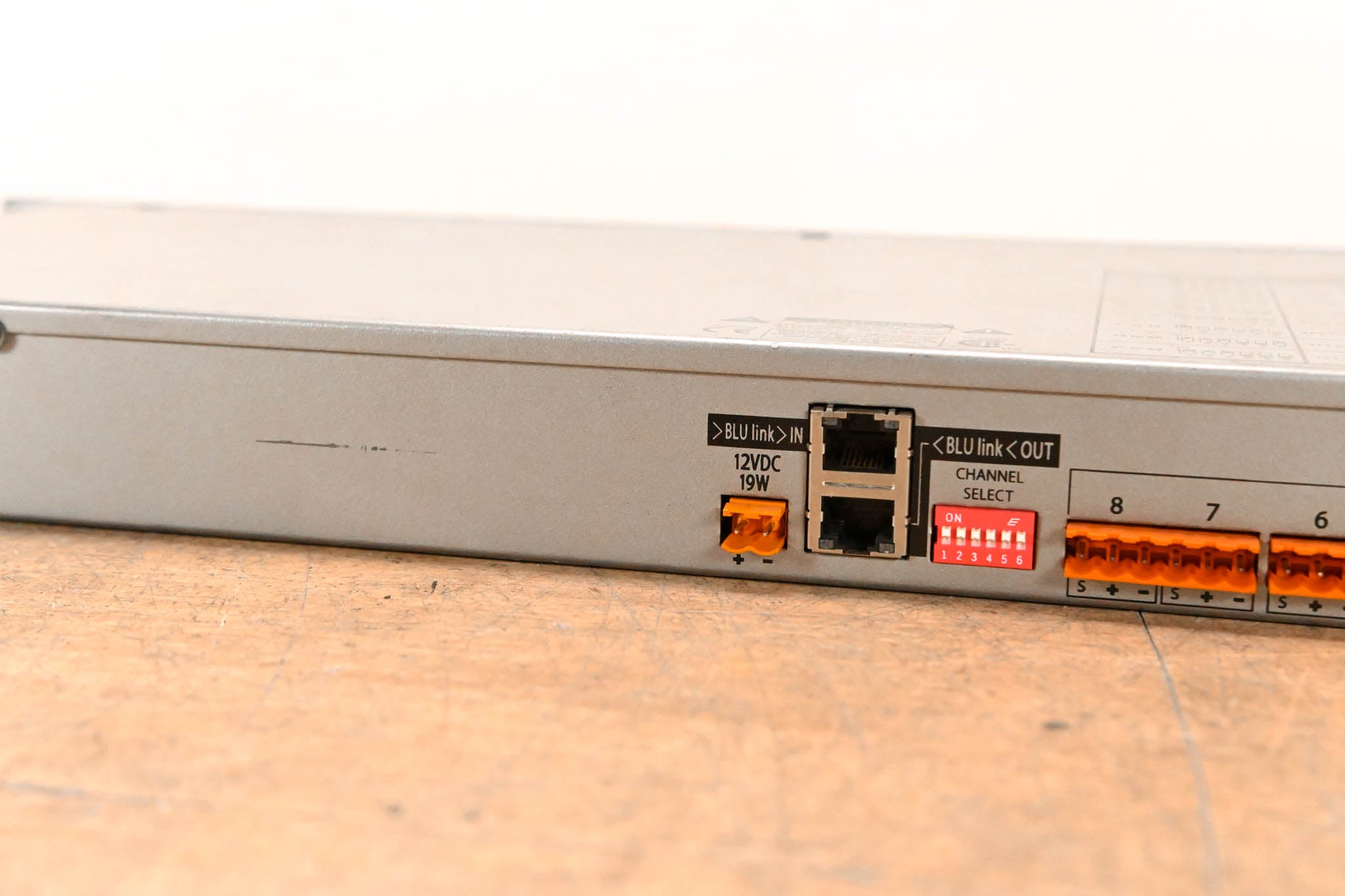 BSS London BLU-BOB2 8-Channel Break-Out Box Output Expander (NO PSU)