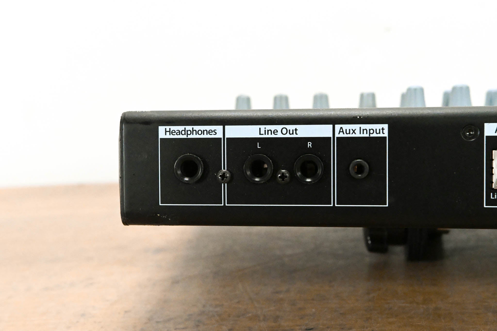 PreSonus EarMix 16M 16-Channel AVB Personal Monitor Mixer