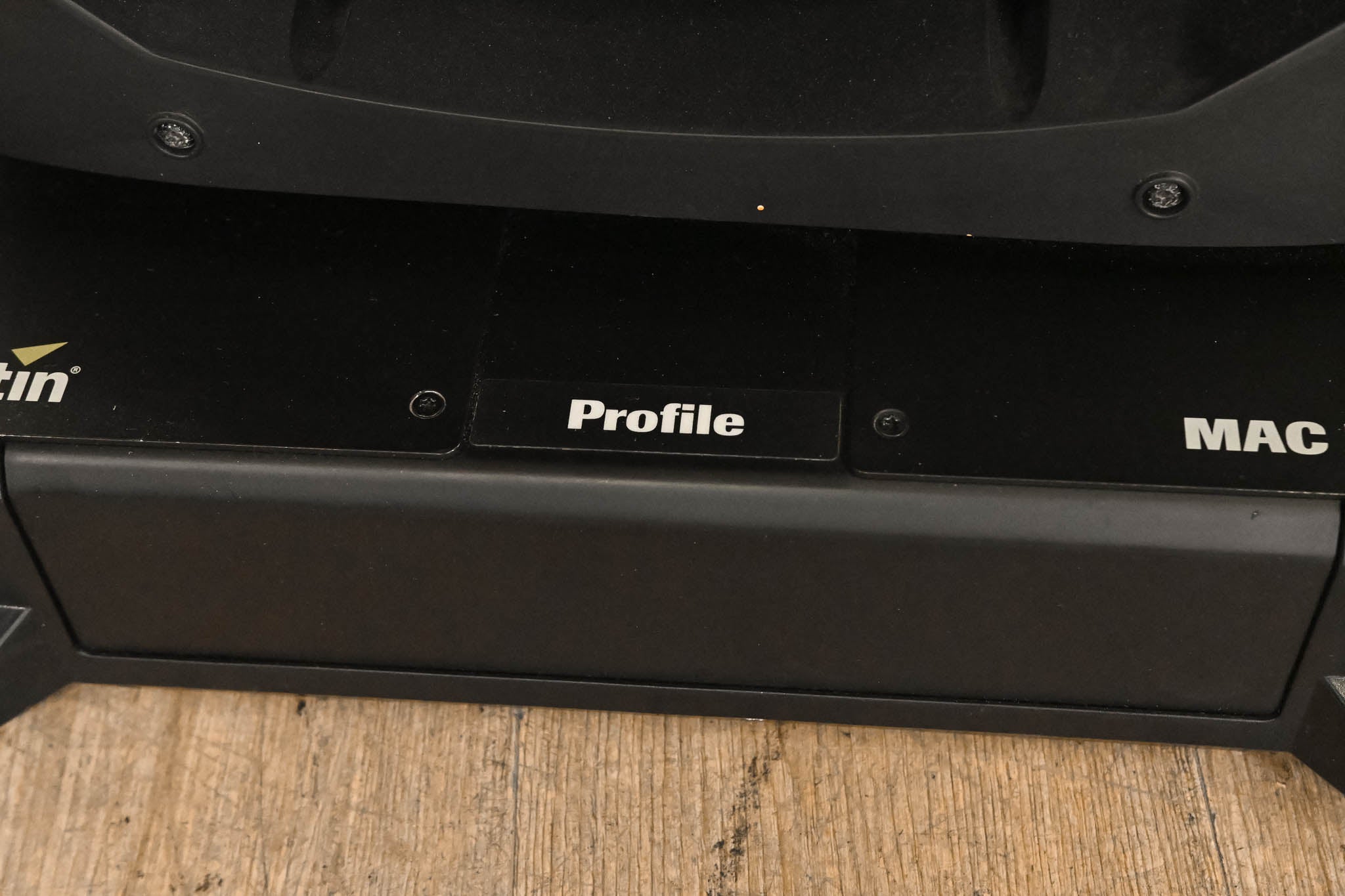 Martin MAC Viper Profile High Output Discharge-Based Moving Light