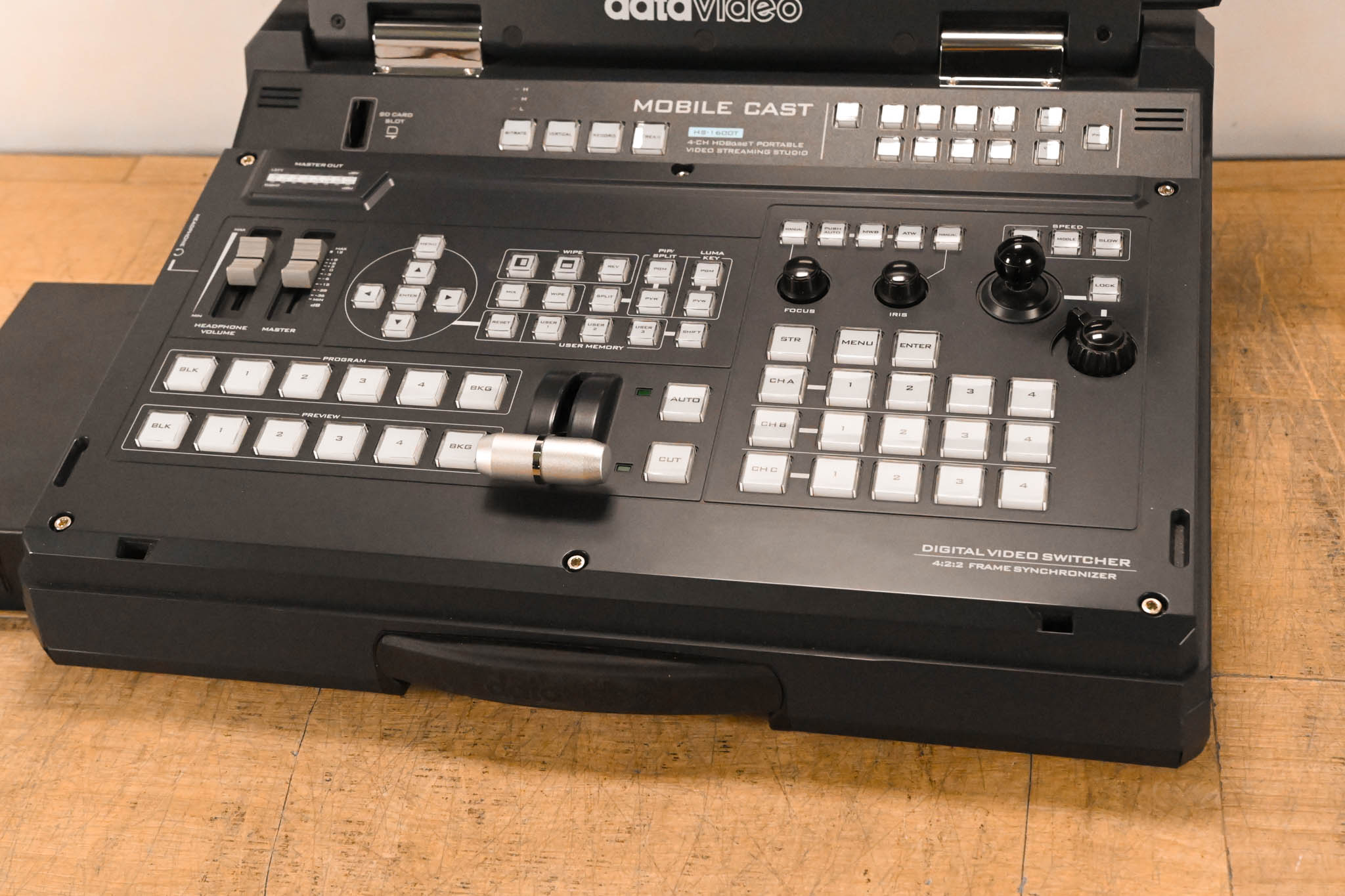 Datavideo HS-1600T MARK II 4-Channel HD Portable Streaming Studio