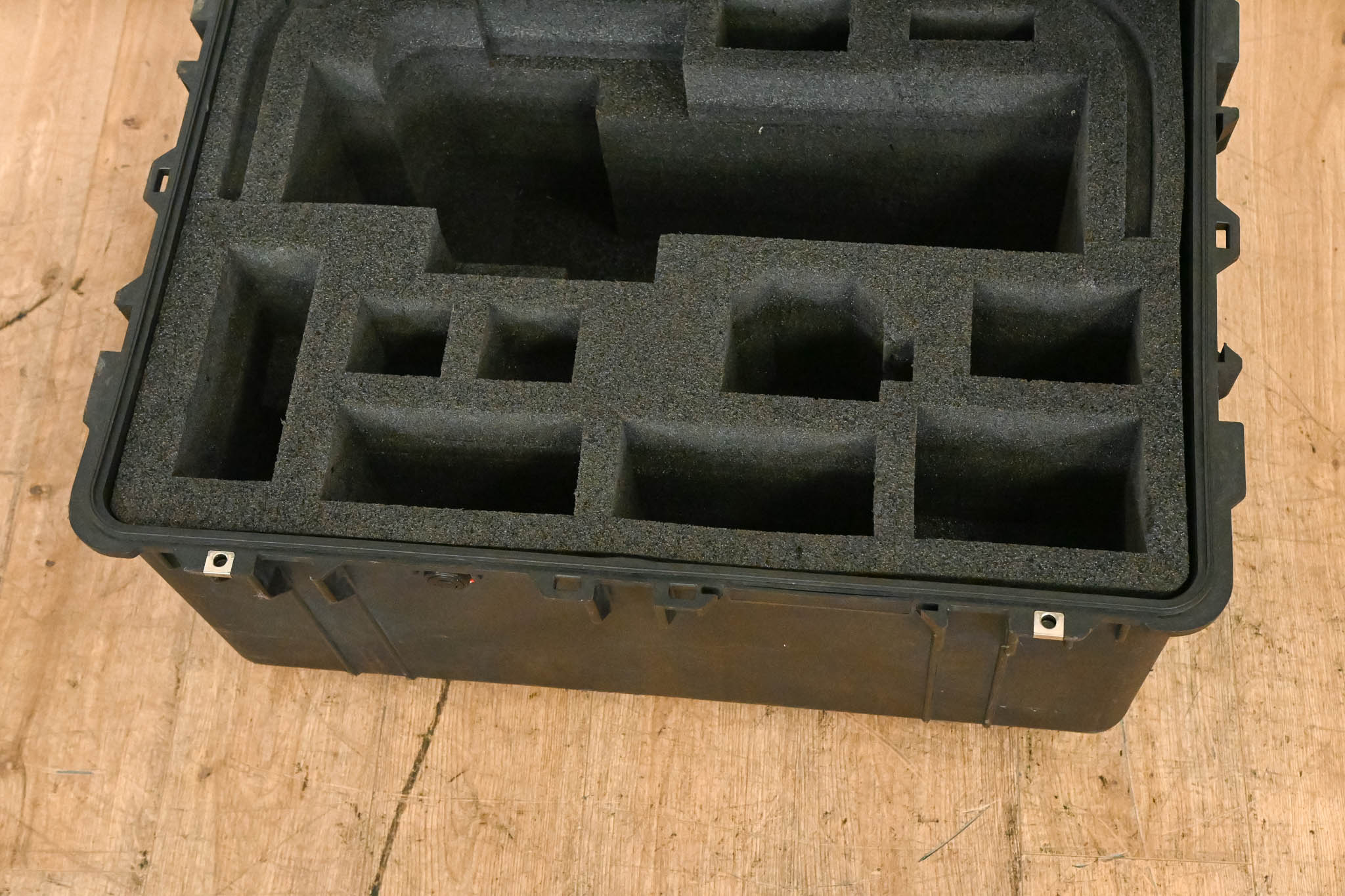 Pelican 1630 Protector Transport Case with Foam